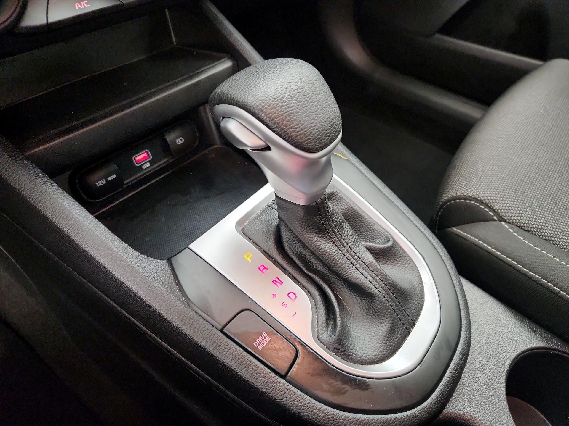 Thumbnail: 2024 Kia Forte - 17