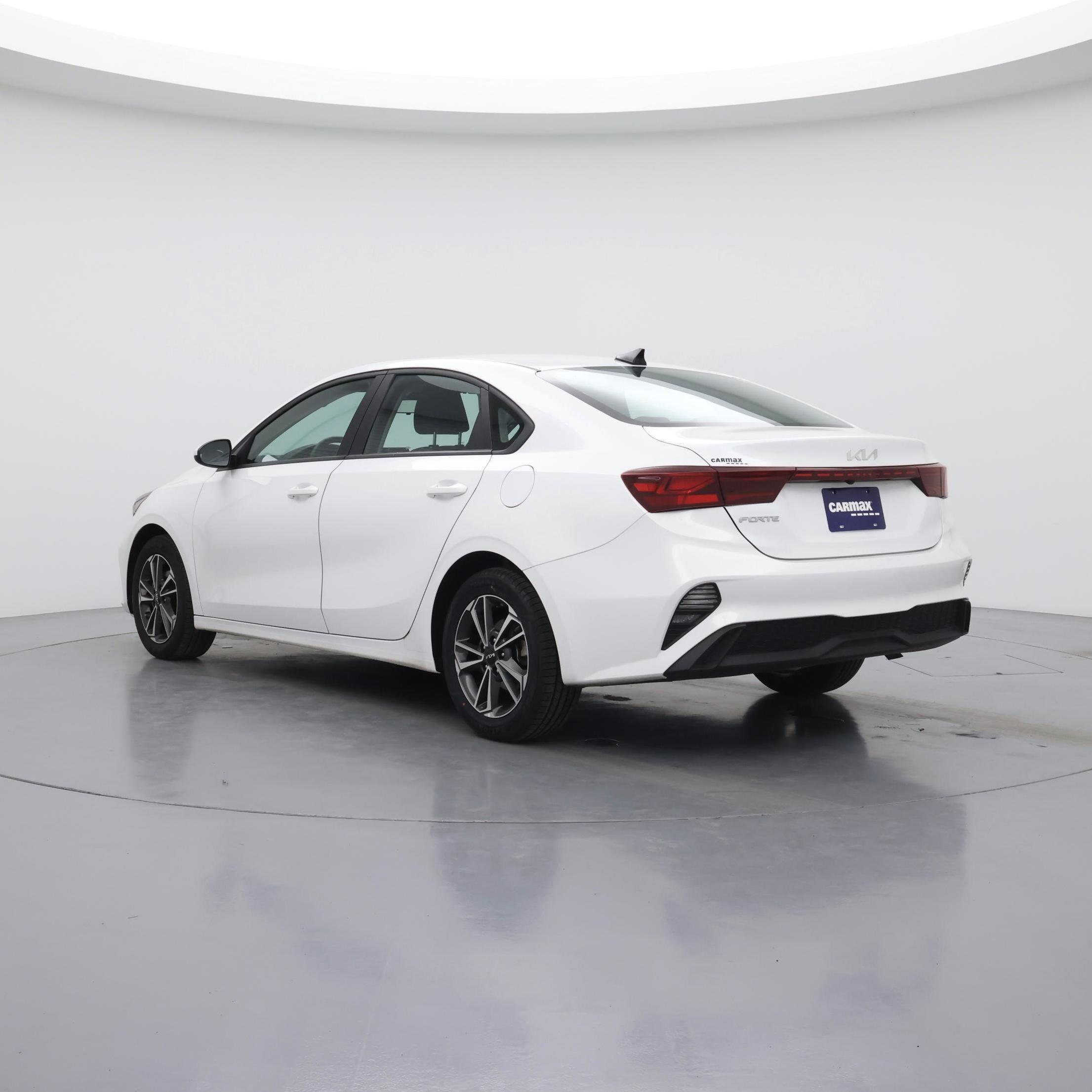 Thumbnail: 2024 Kia Forte - 2