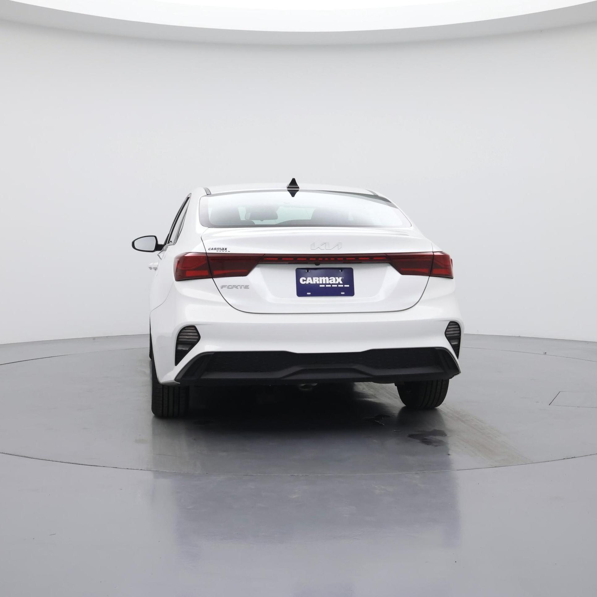 Thumbnail: 2024 Kia Forte - 6