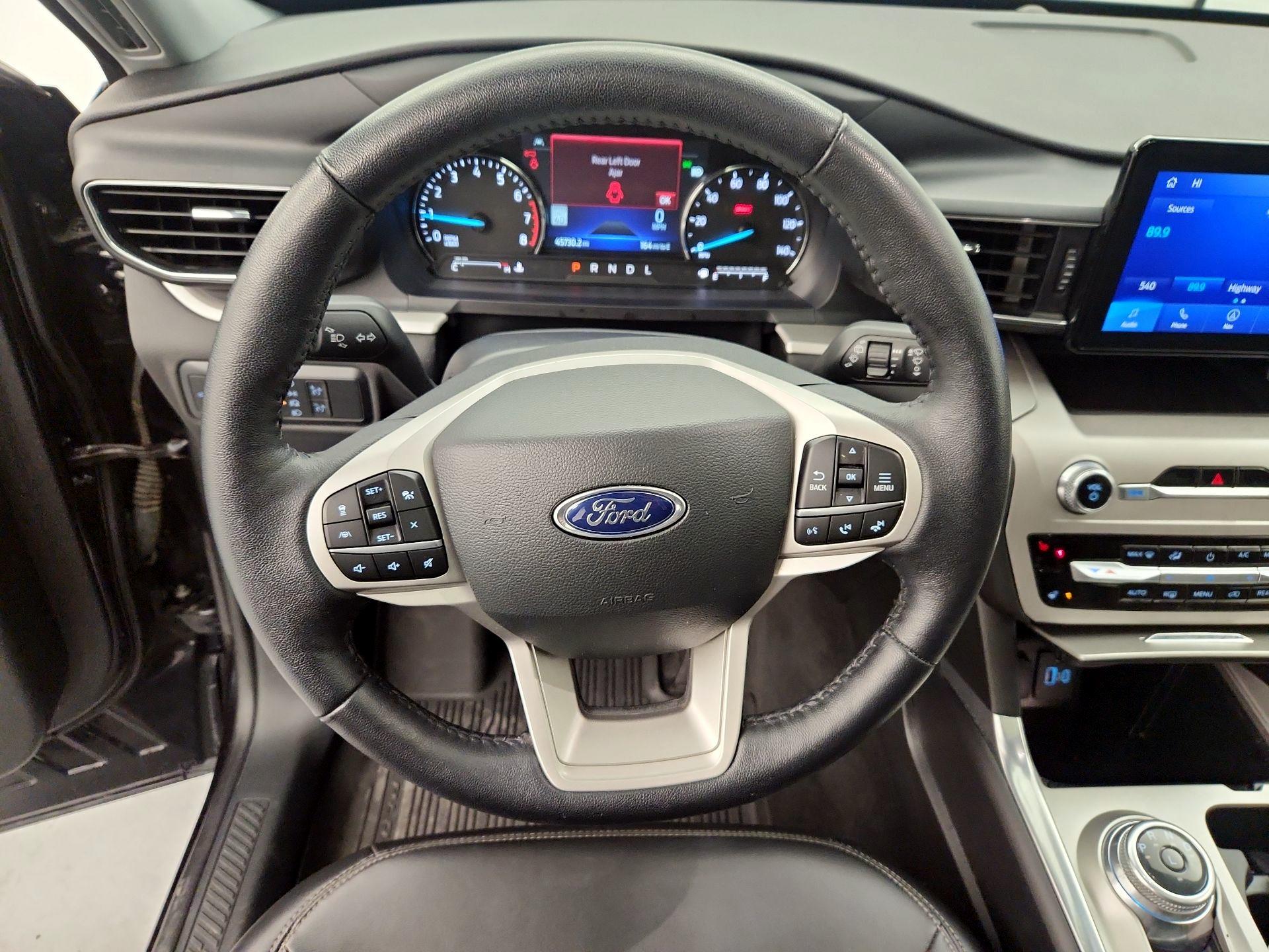 Thumbnail: 2022 Ford Explorer - 10