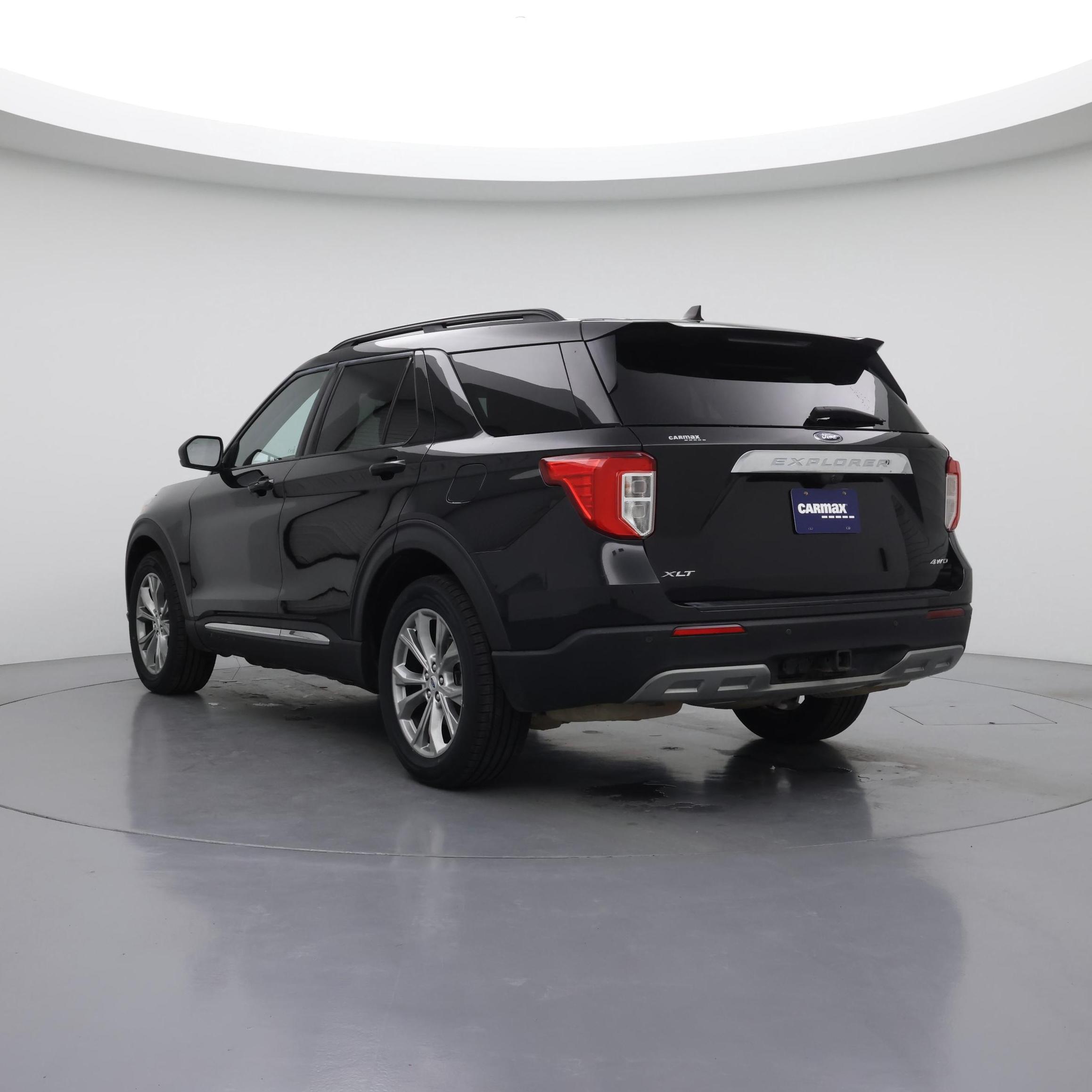 Thumbnail: 2022 Ford Explorer - 2