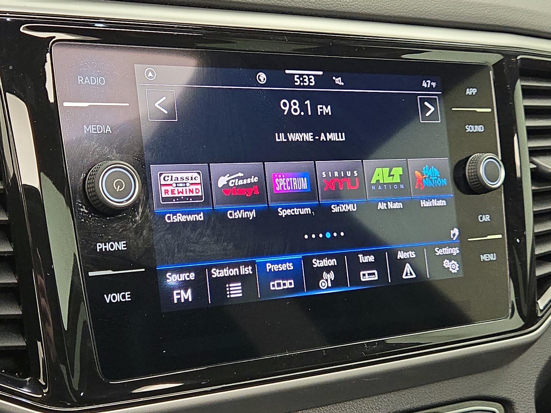 Thumbnail: 2022 Volkswagen Atlas - 15