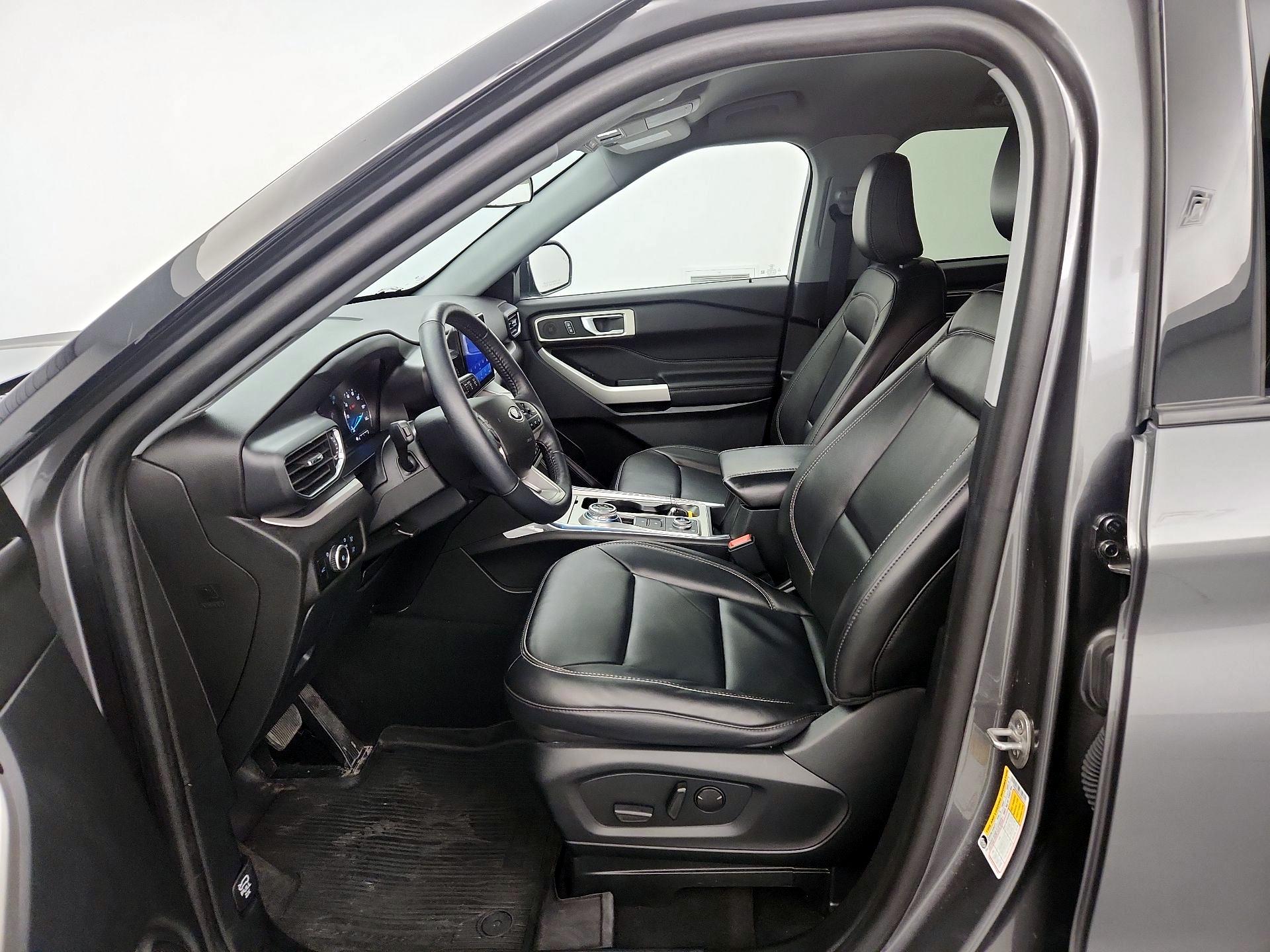 Thumbnail: 2023 Ford Explorer - 11