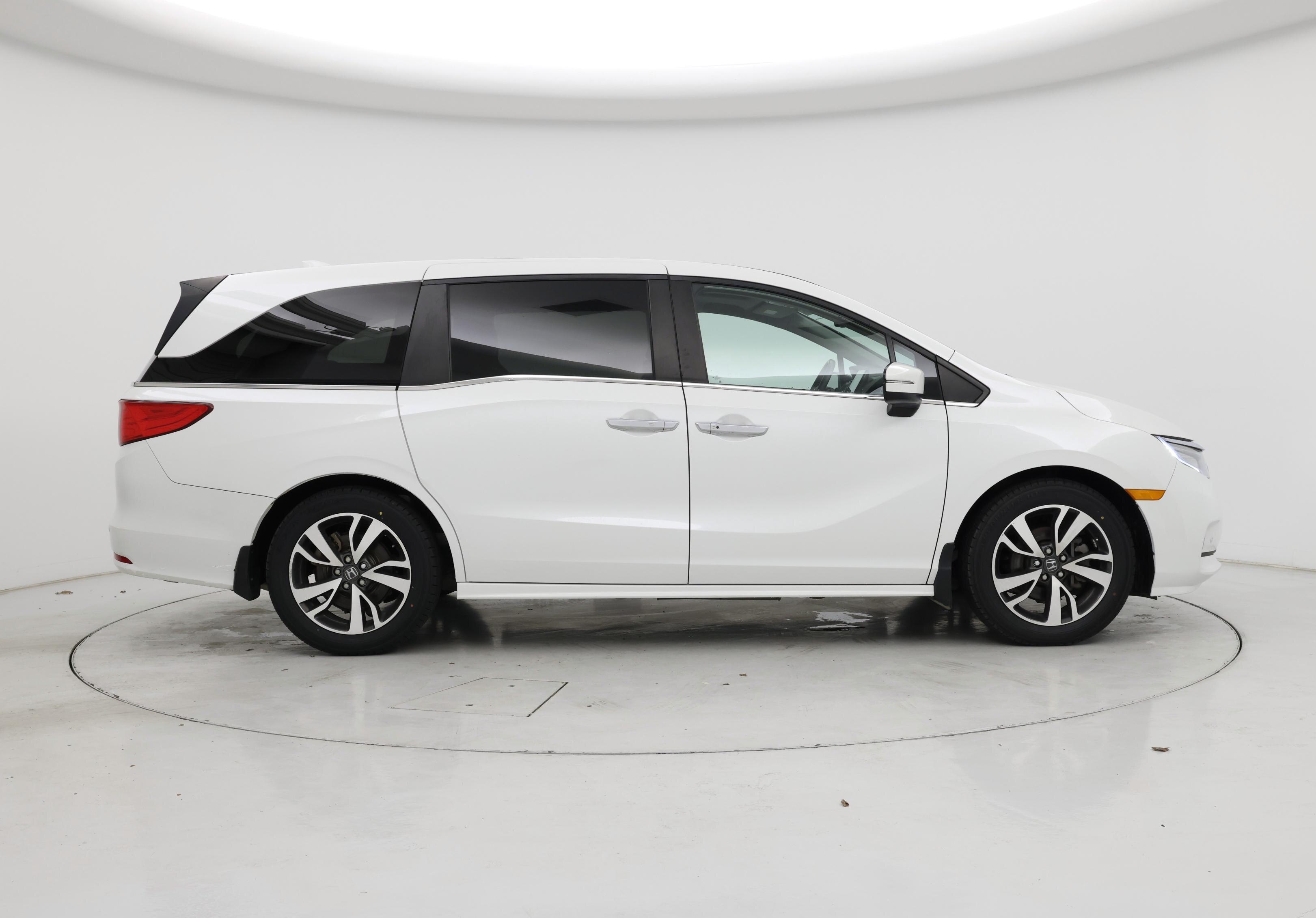 Thumbnail: 2022 Honda Odyssey - 7