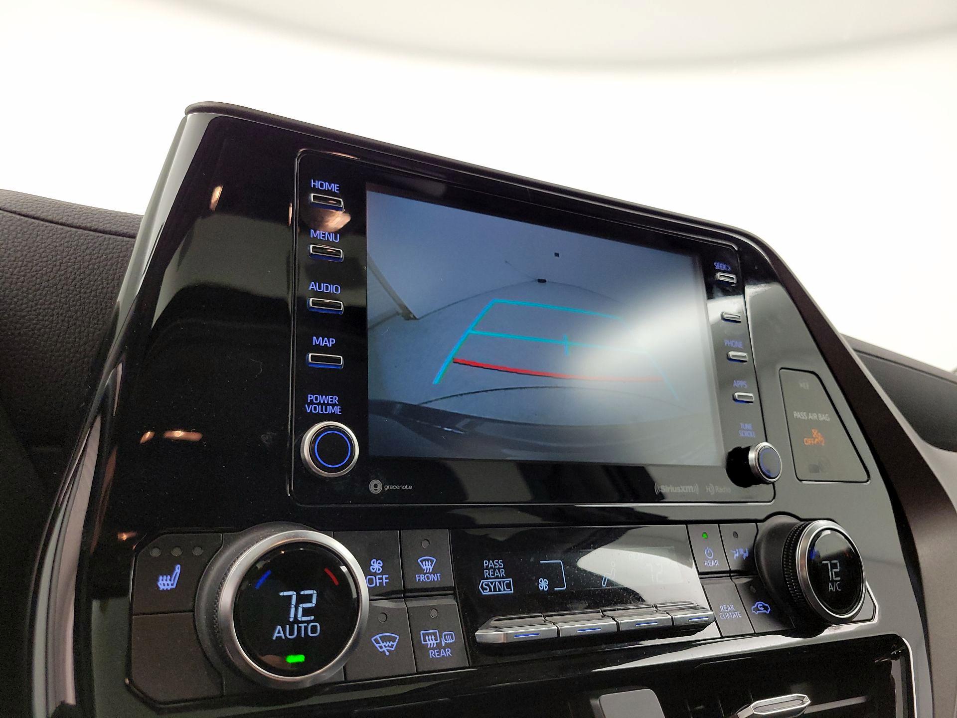 Thumbnail: 2022 Toyota Highlander - 14