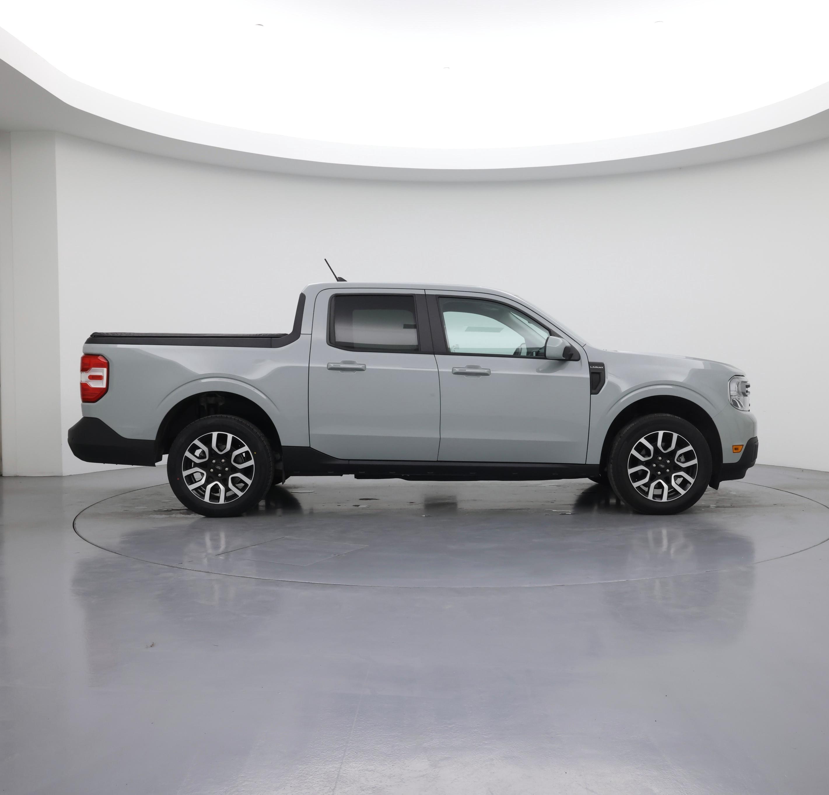 Thumbnail: 2022 Ford Maverick - 7