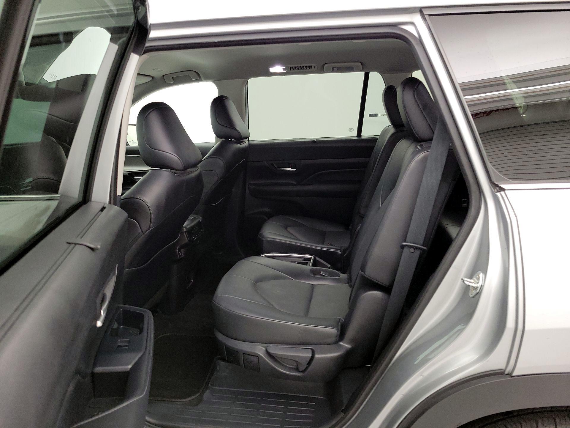 Thumbnail: 2025 Toyota Grand Highlander - 19