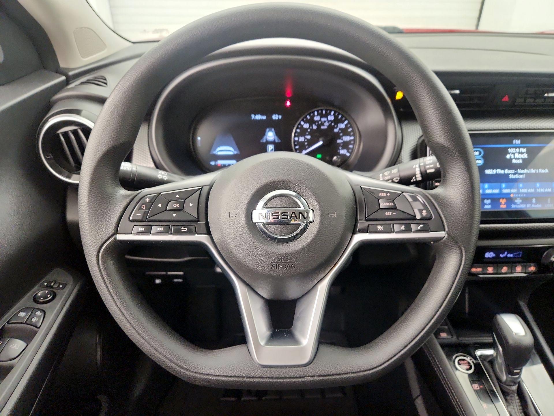 Thumbnail: 2021 Nissan Kicks - 10