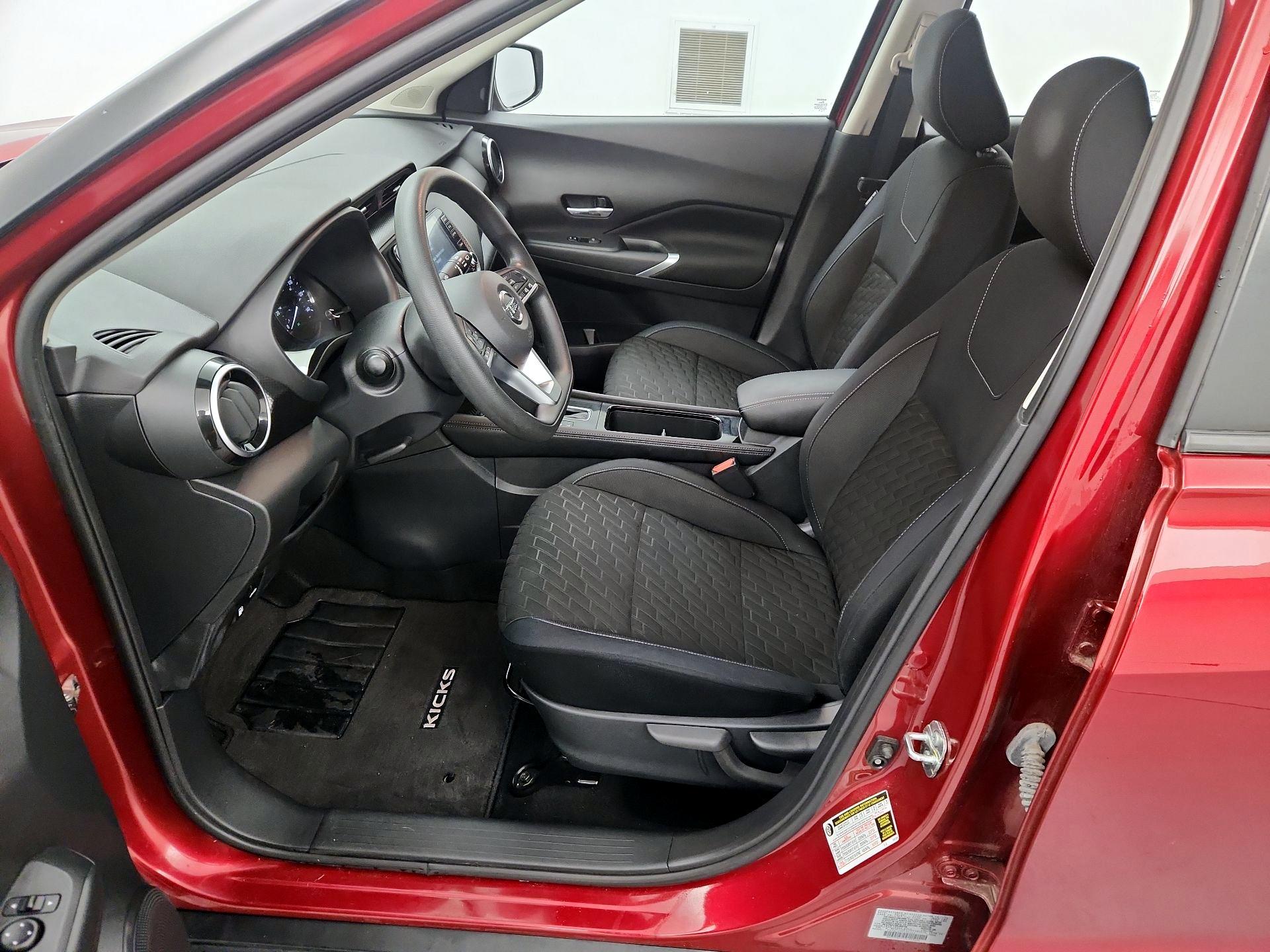 Thumbnail: 2021 Nissan Kicks - 11