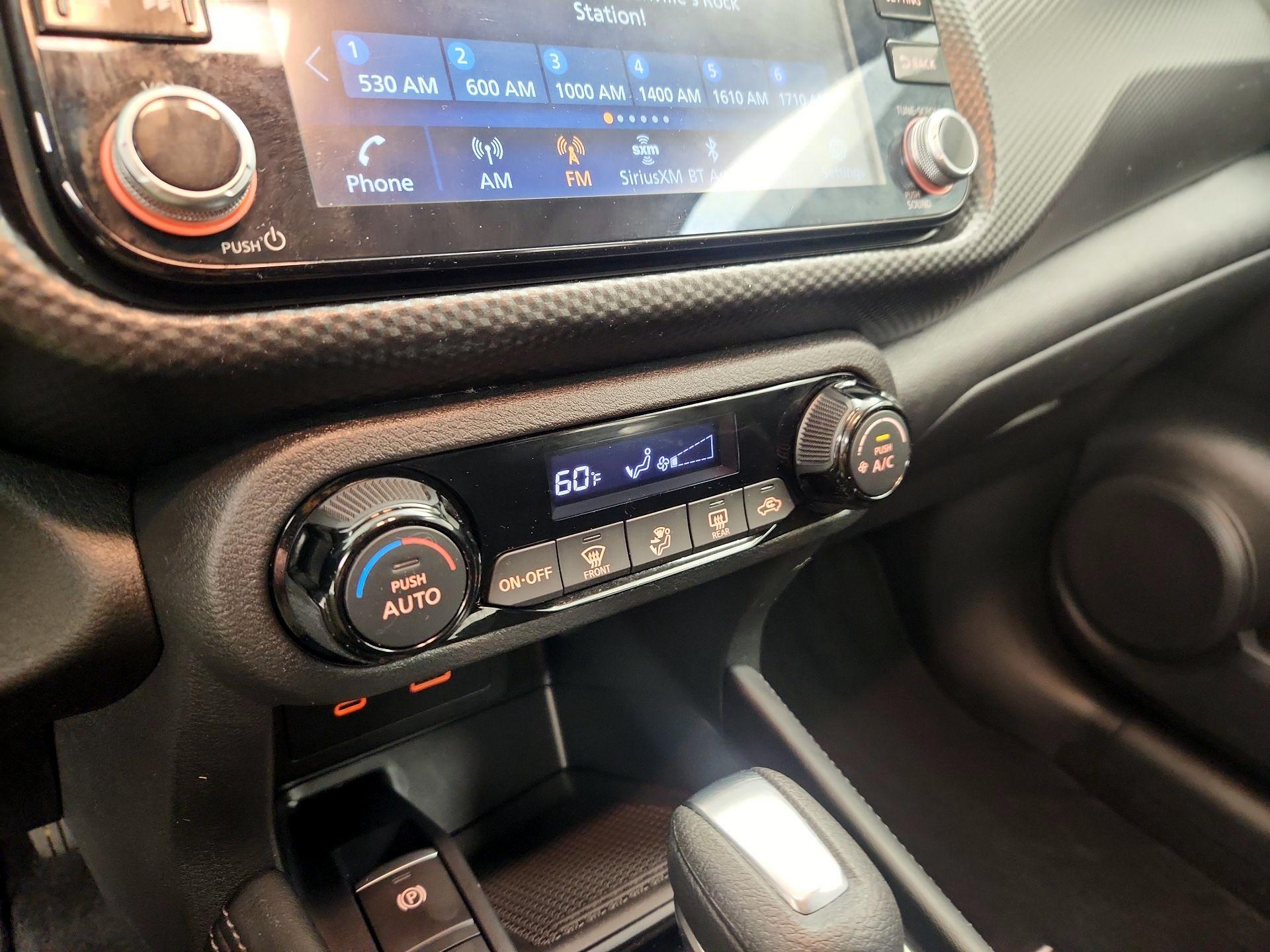 Thumbnail: 2021 Nissan Kicks - 16