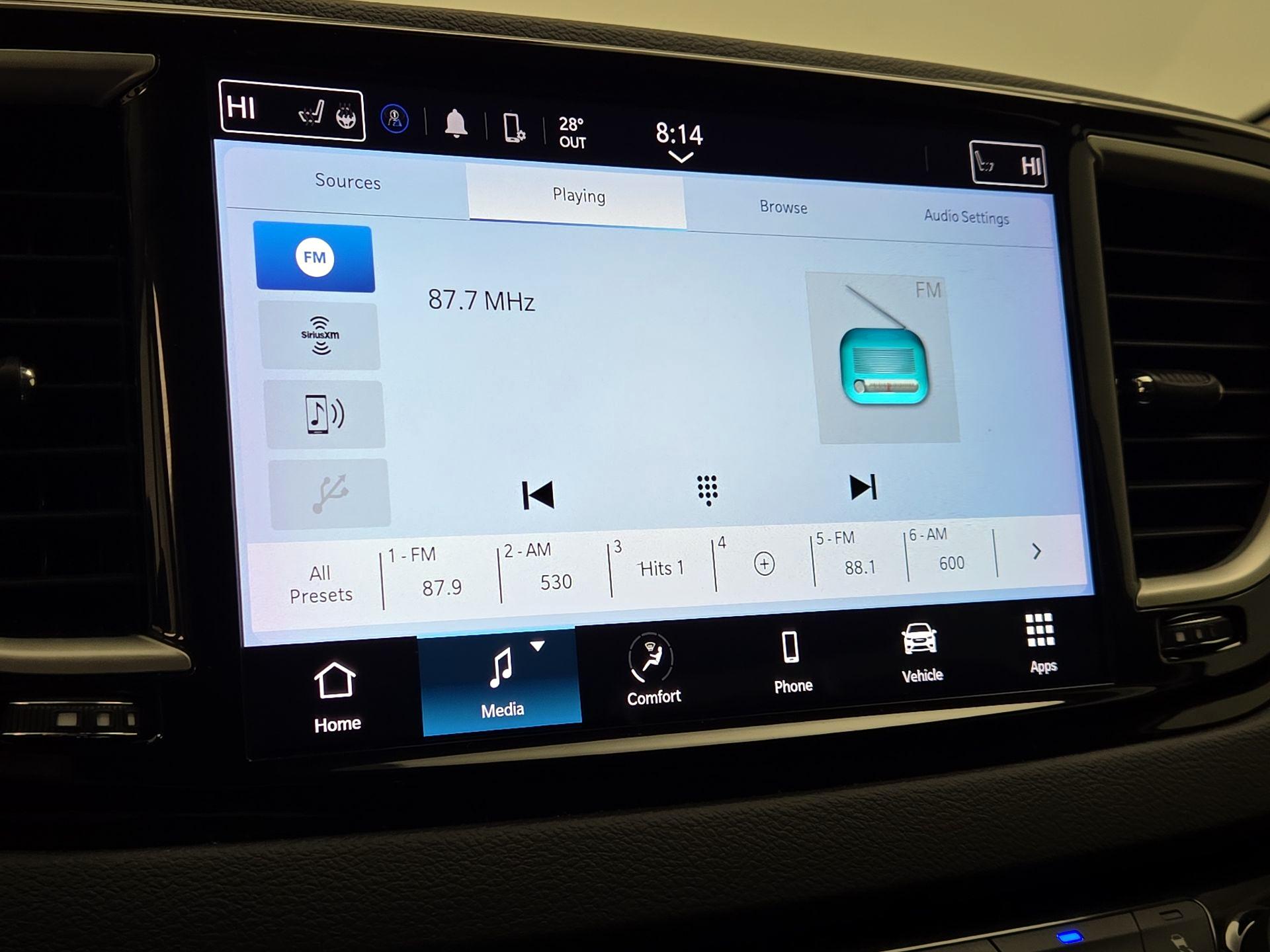 Thumbnail: 2023 Chrysler Pacifica - 15