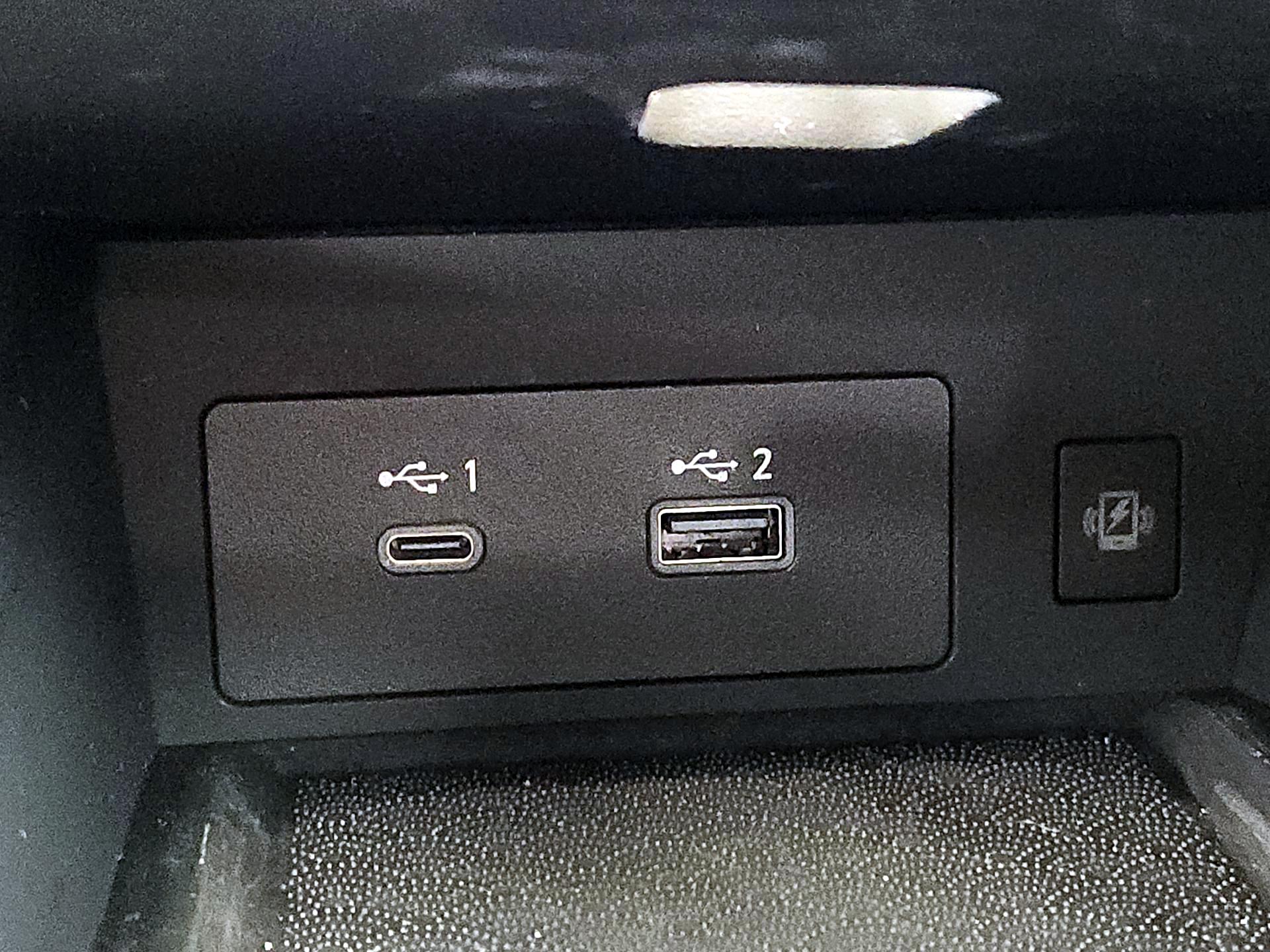 Thumbnail: 2023 INFINITI QX60 - 18