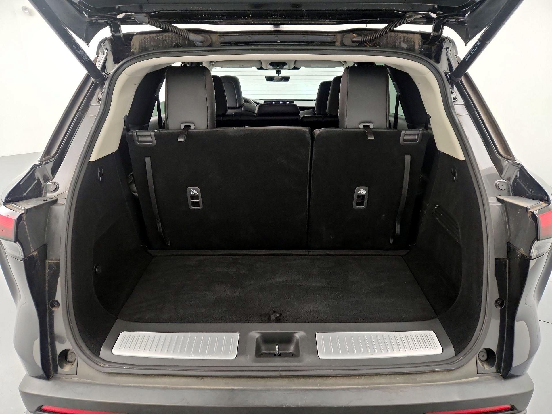 Thumbnail: 2023 INFINITI QX60 - 20