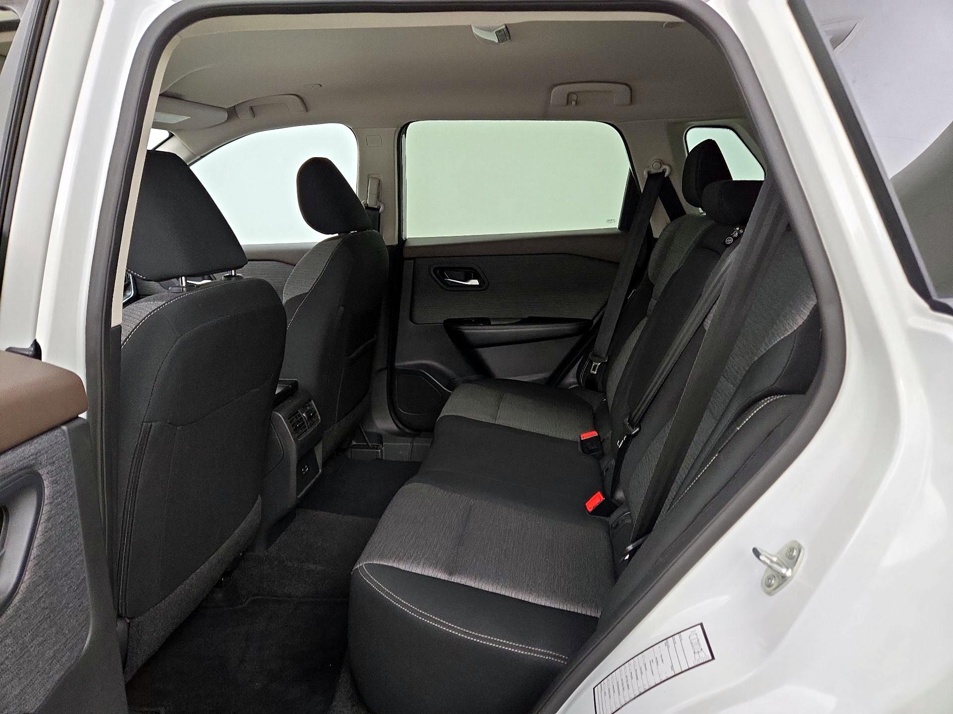 Thumbnail: 2023 Nissan Rogue - 19