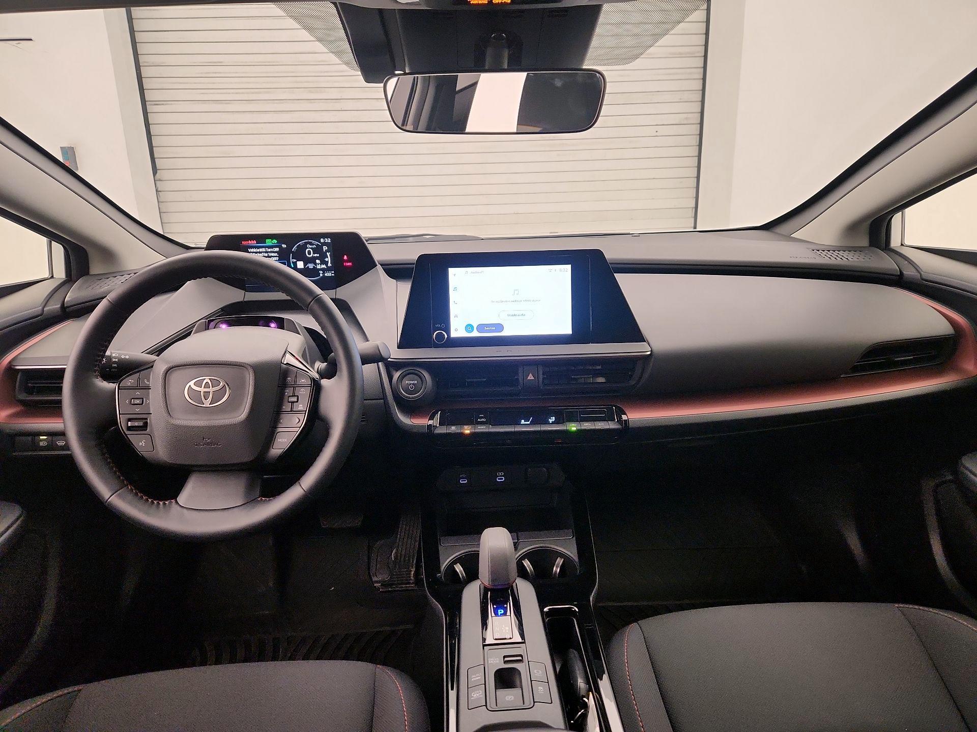 Thumbnail: 2024 Toyota Prius Prime - 9