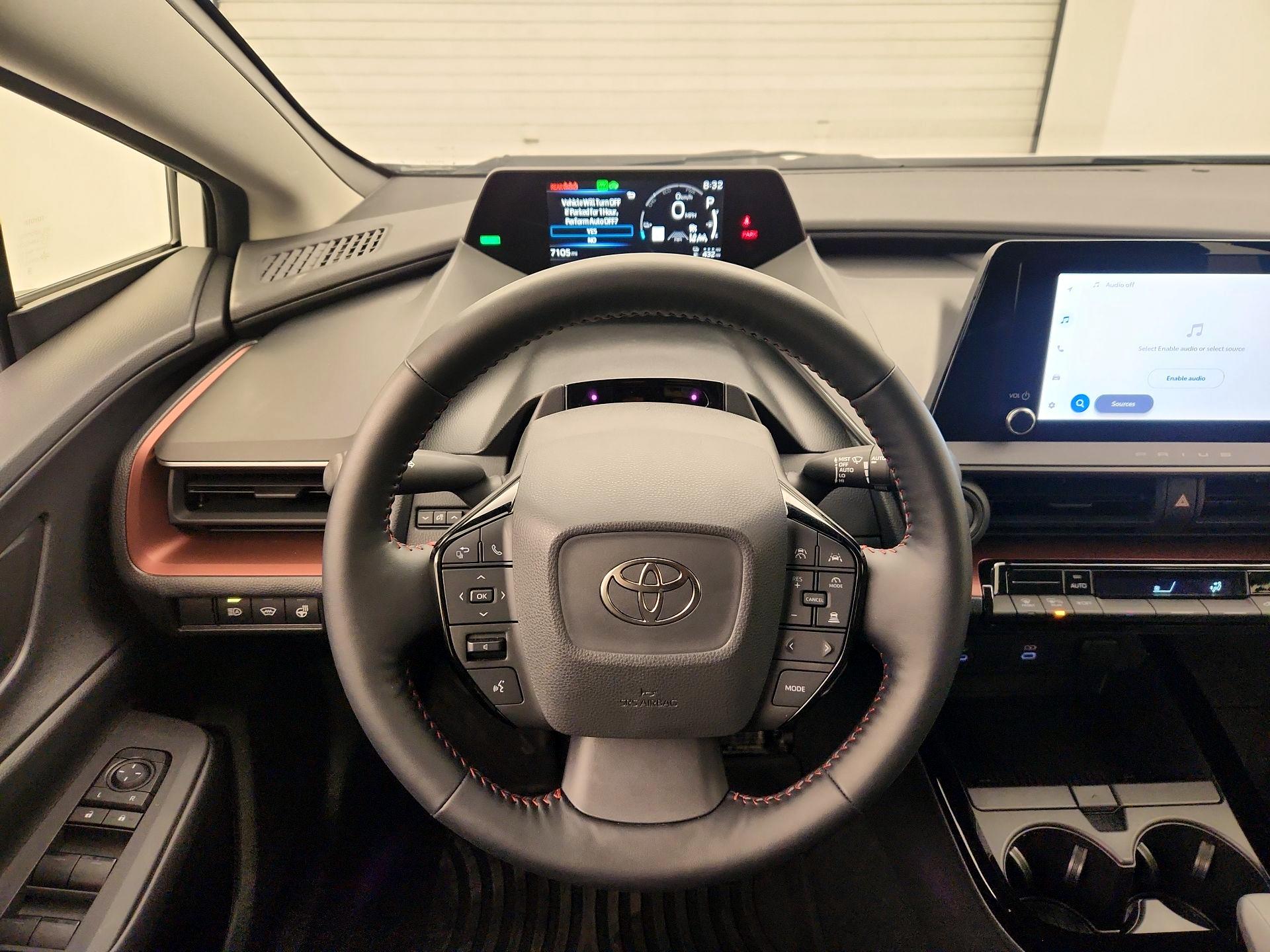 Thumbnail: 2024 Toyota Prius Prime - 10