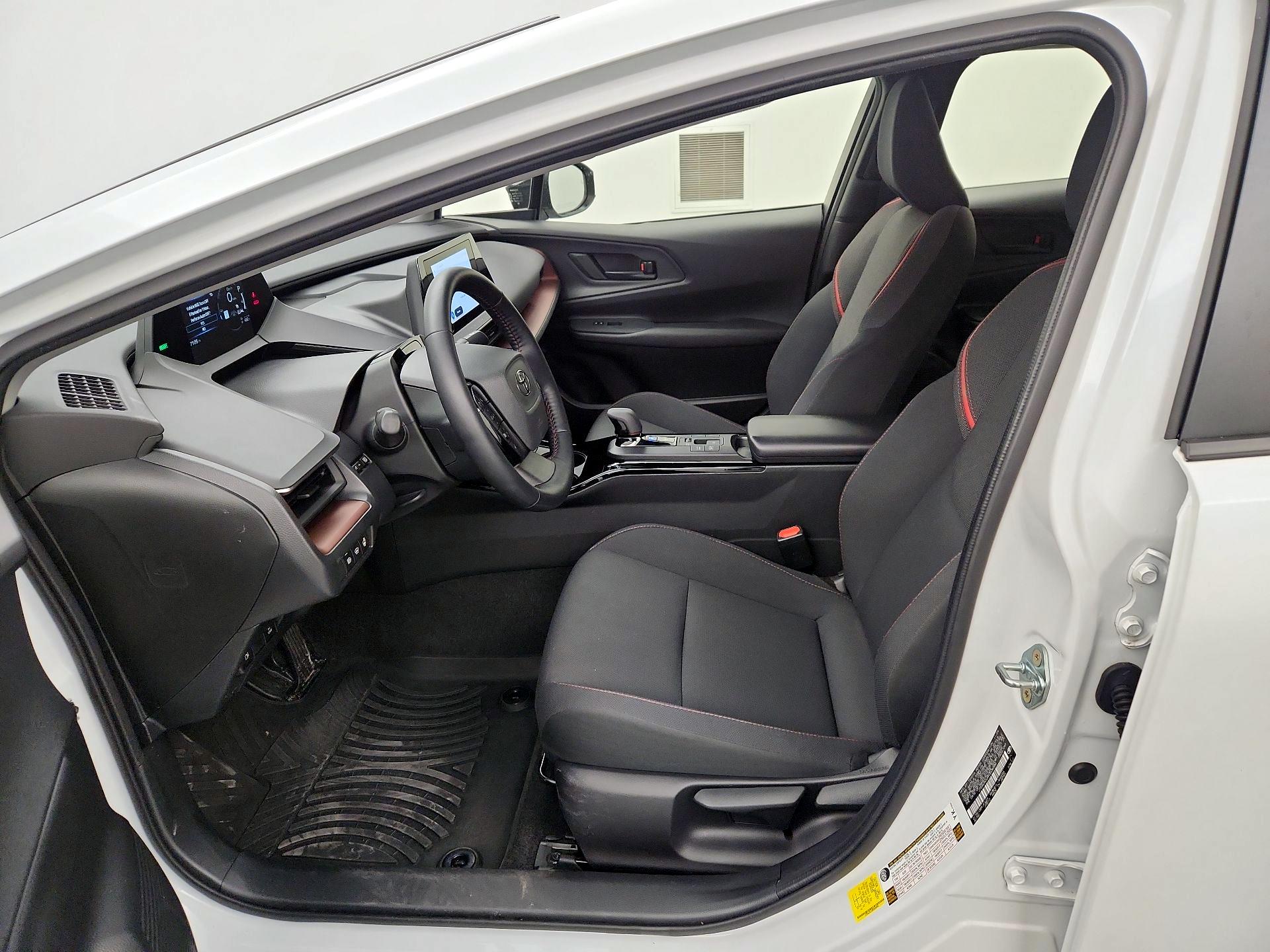 Thumbnail: 2024 Toyota Prius Prime - 11