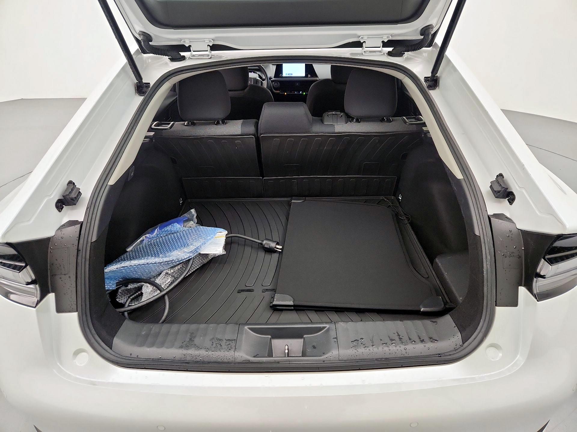 Thumbnail: 2024 Toyota Prius Prime - 20