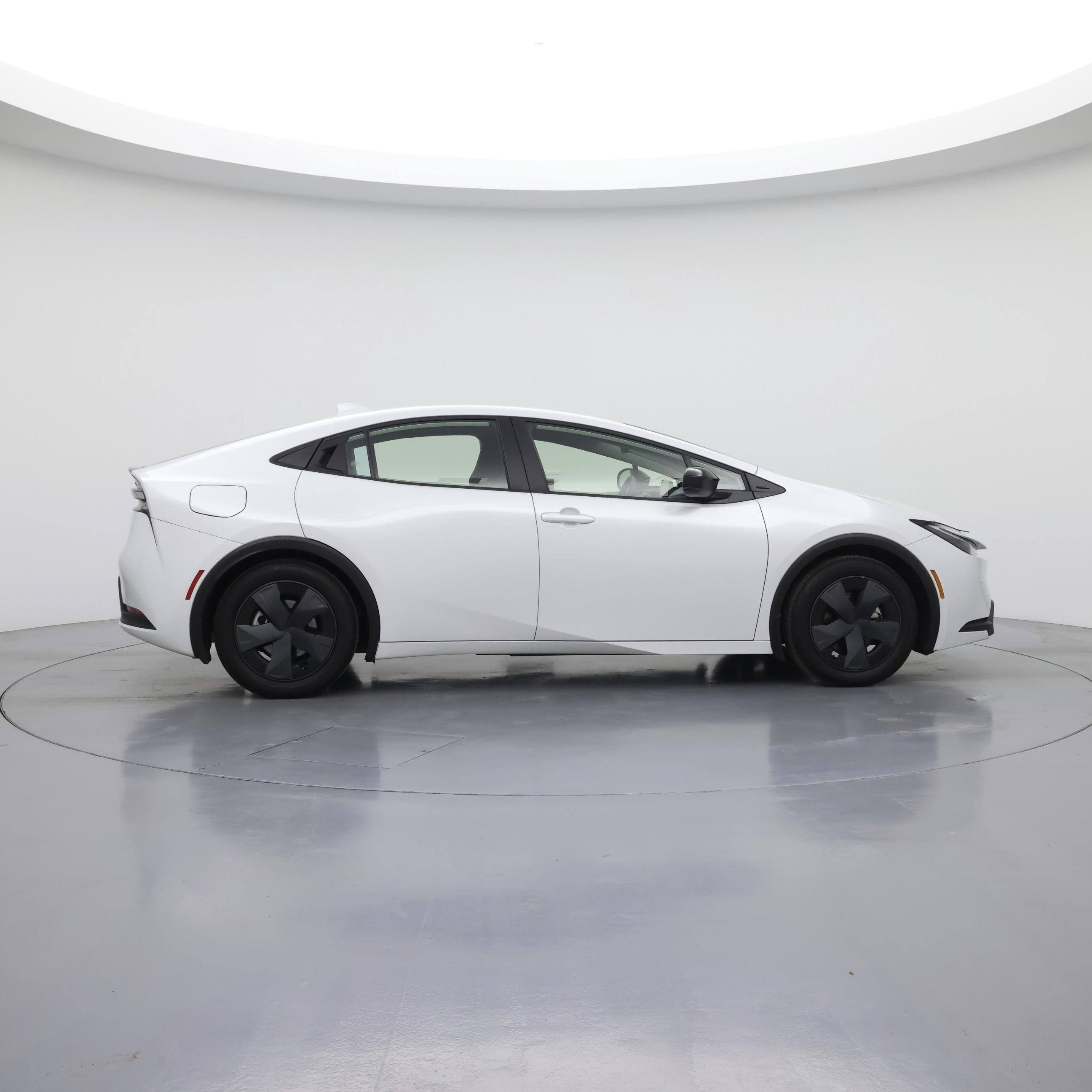 Thumbnail: 2024 Toyota Prius Prime - 7