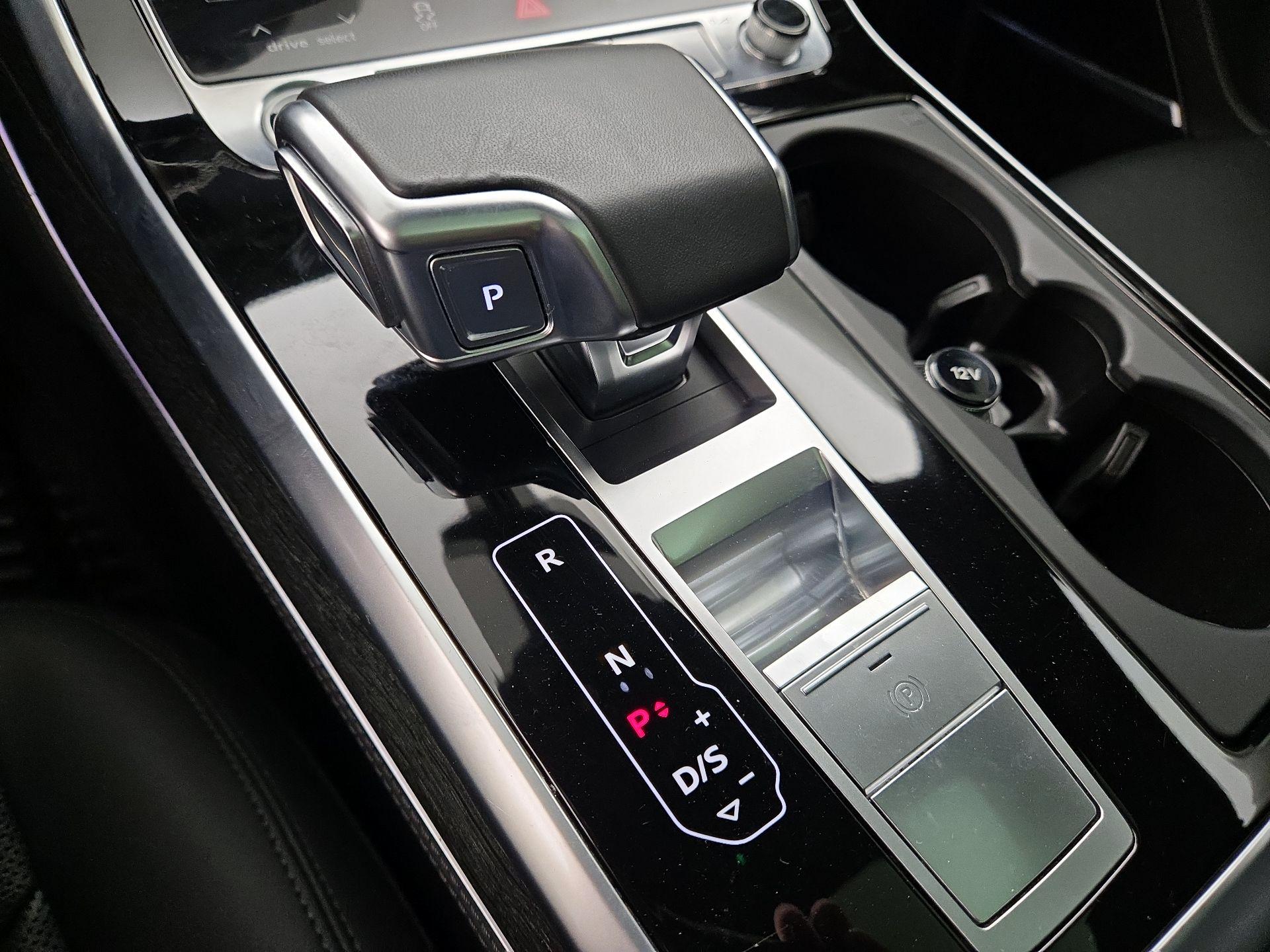 Thumbnail: 2021 Audi Q7 - 18