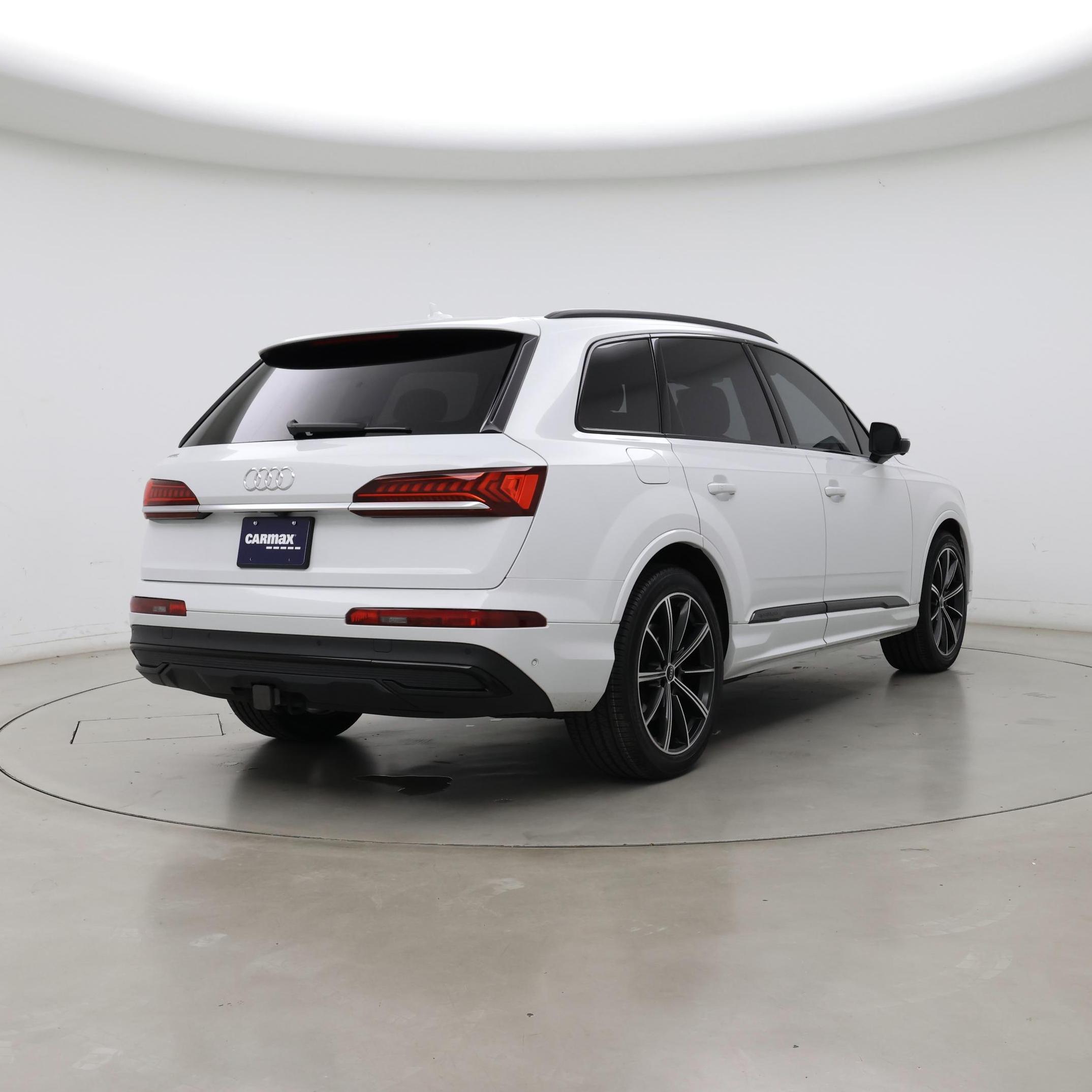 Thumbnail: 2021 Audi Q7 - 8