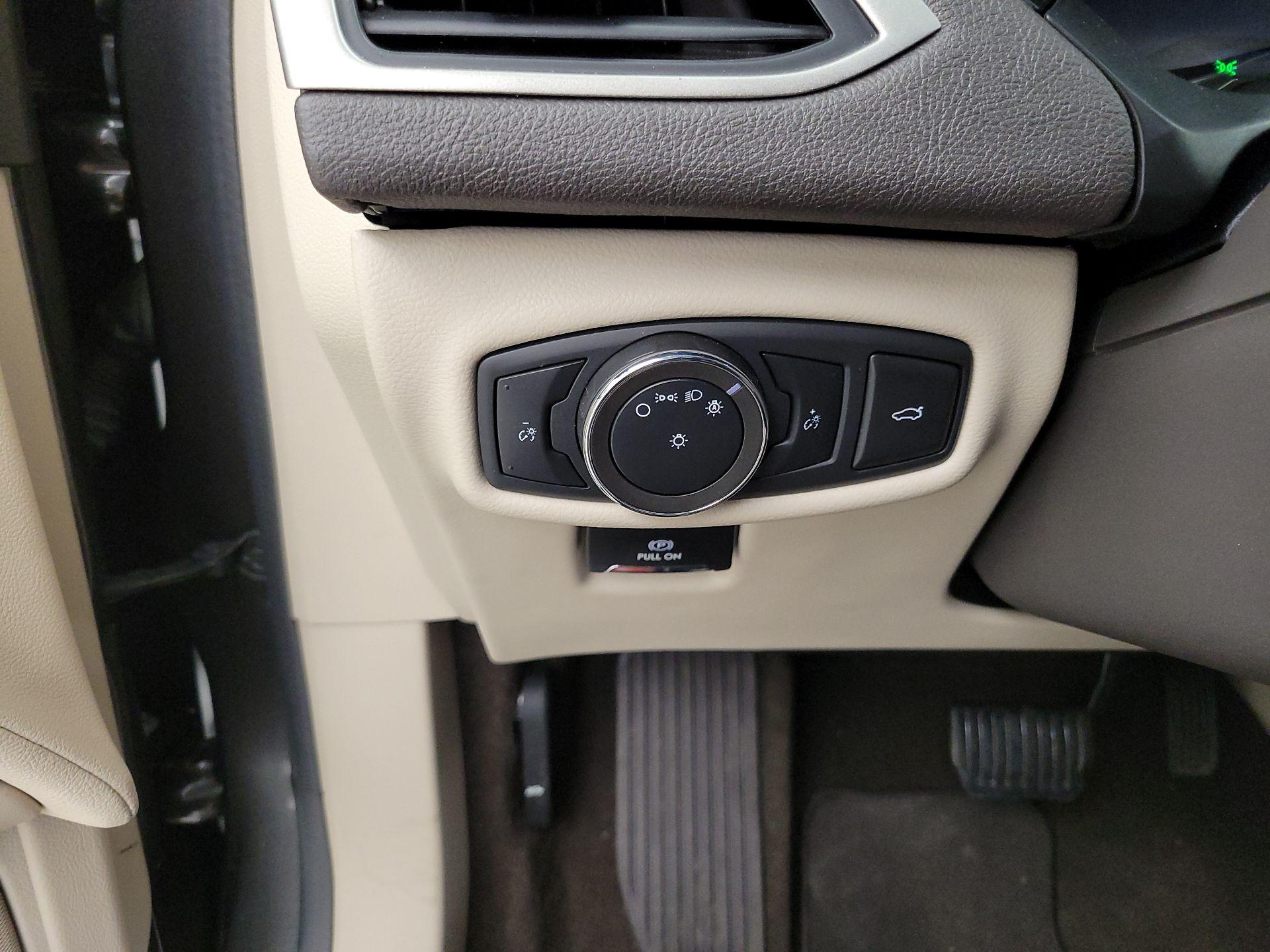 Thumbnail: 2020 Lincoln MKZ - 13