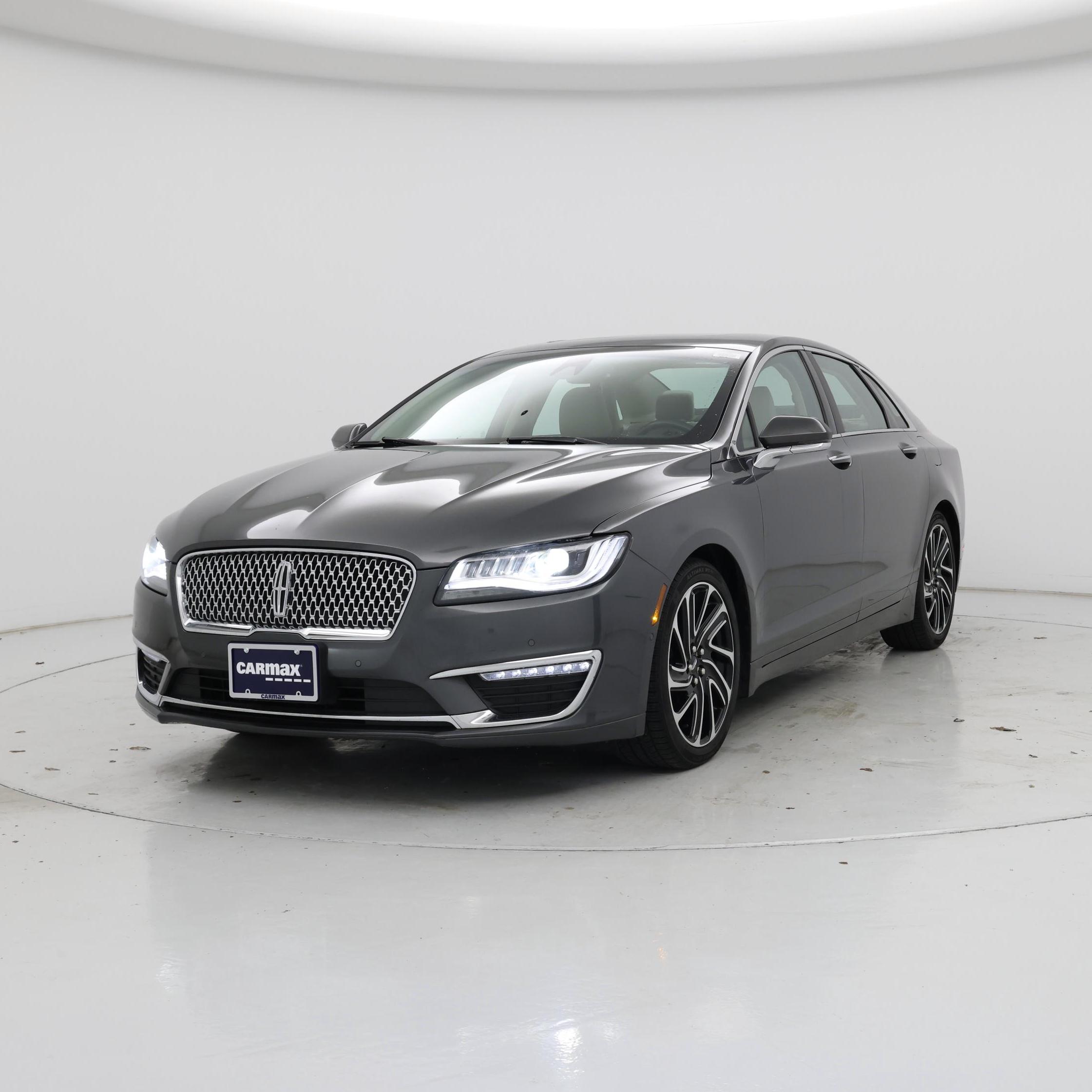 Thumbnail: 2020 Lincoln MKZ - 4