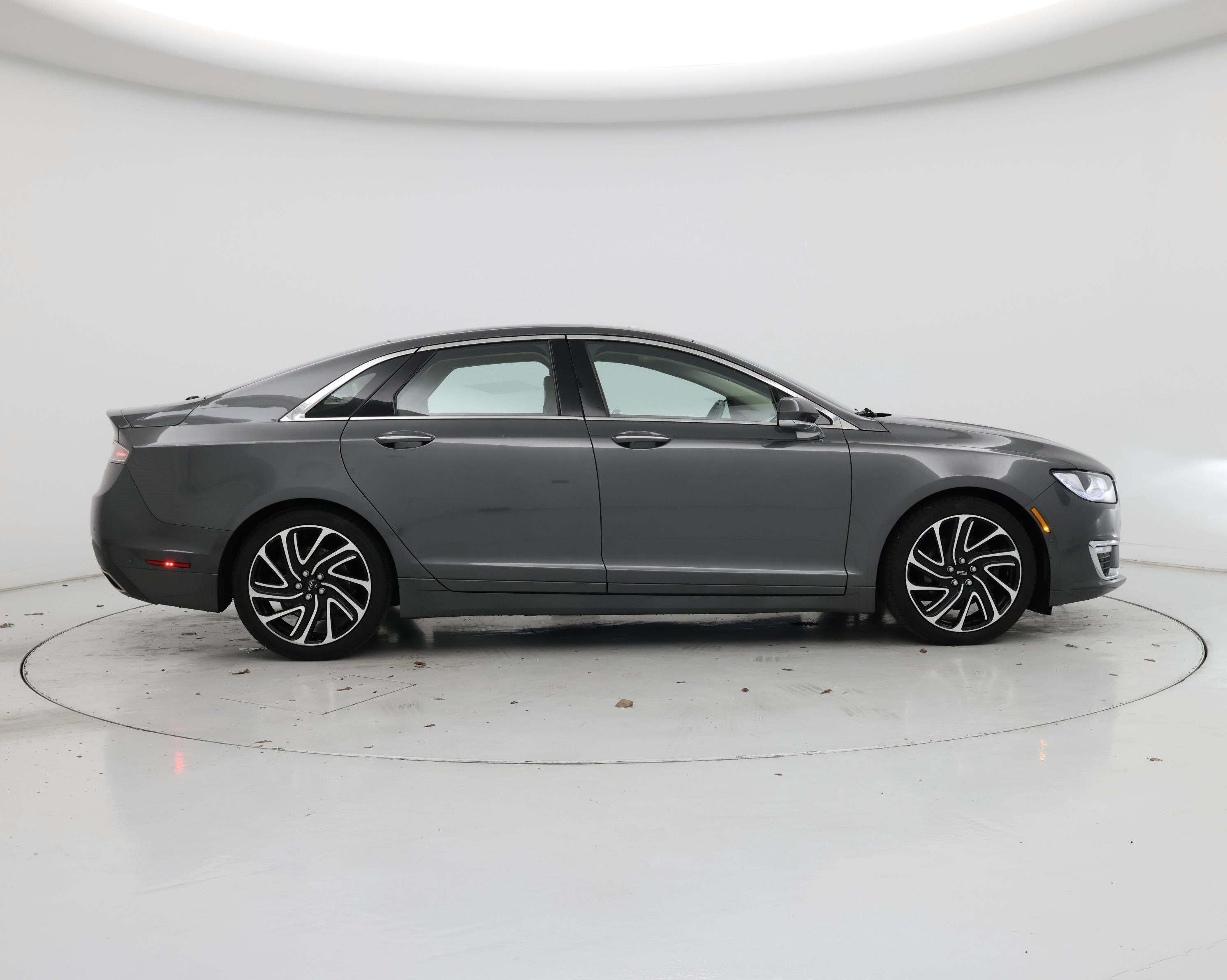 Thumbnail: 2020 Lincoln MKZ - 7