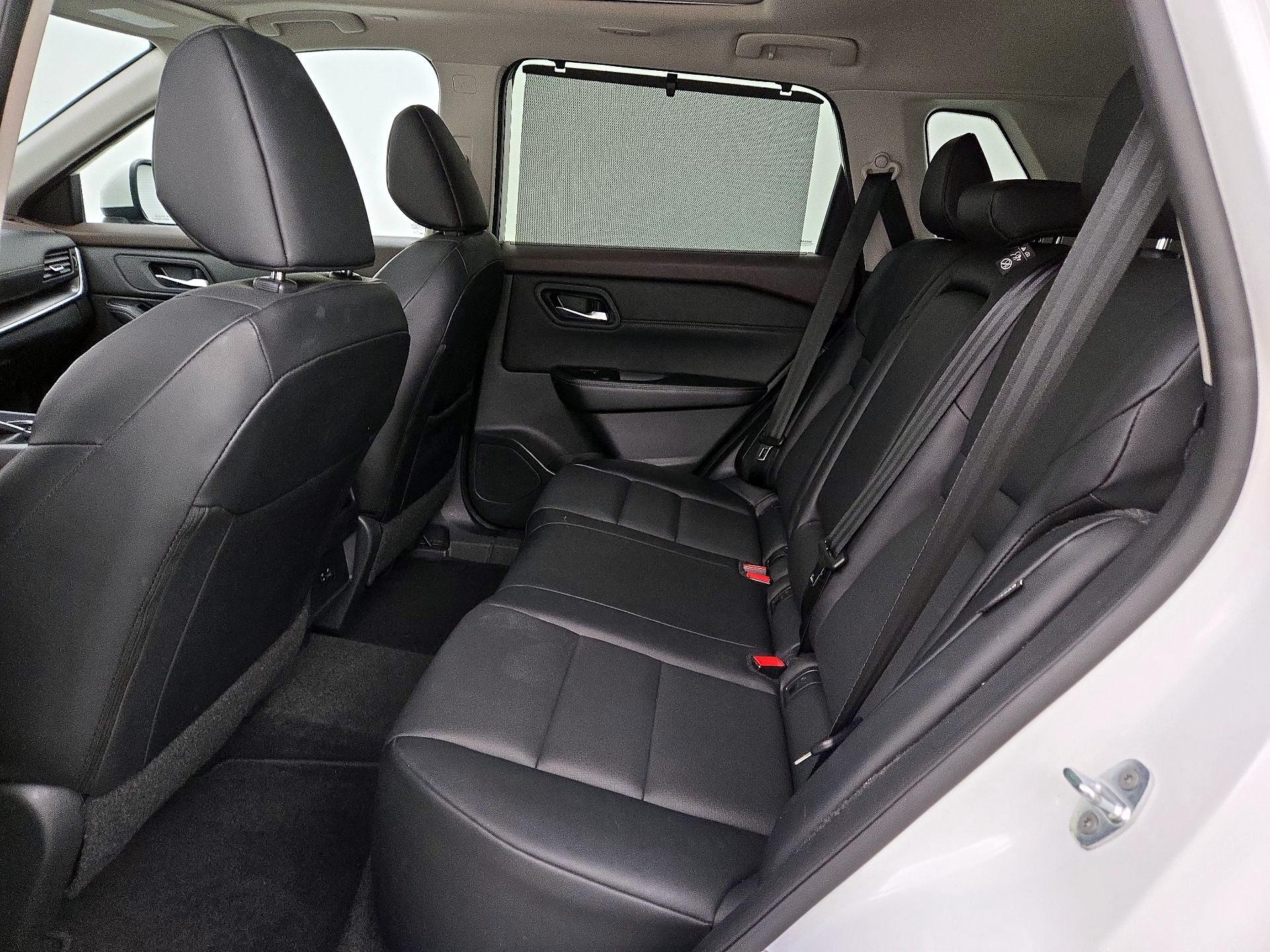 Thumbnail: 2023 Nissan Rogue - 20