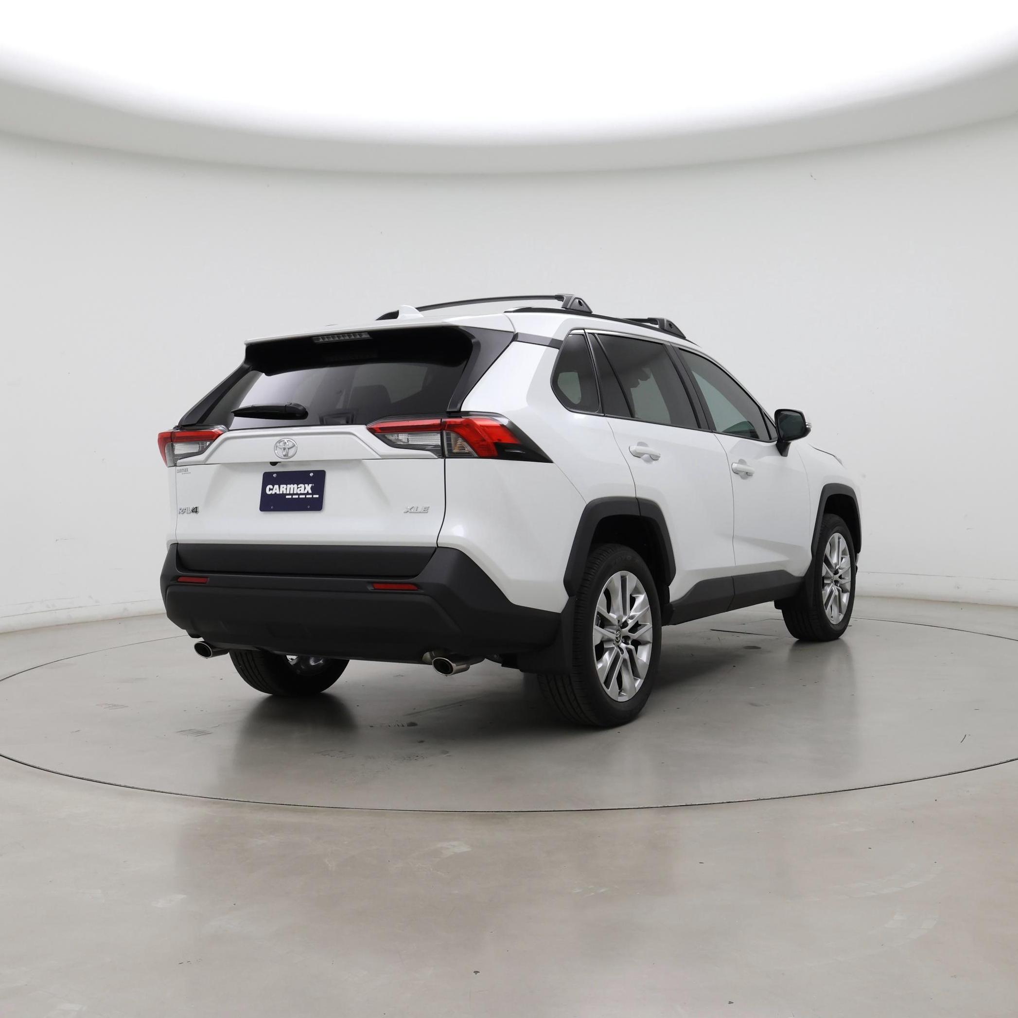 Thumbnail: 2025 Toyota RAV4 - 8