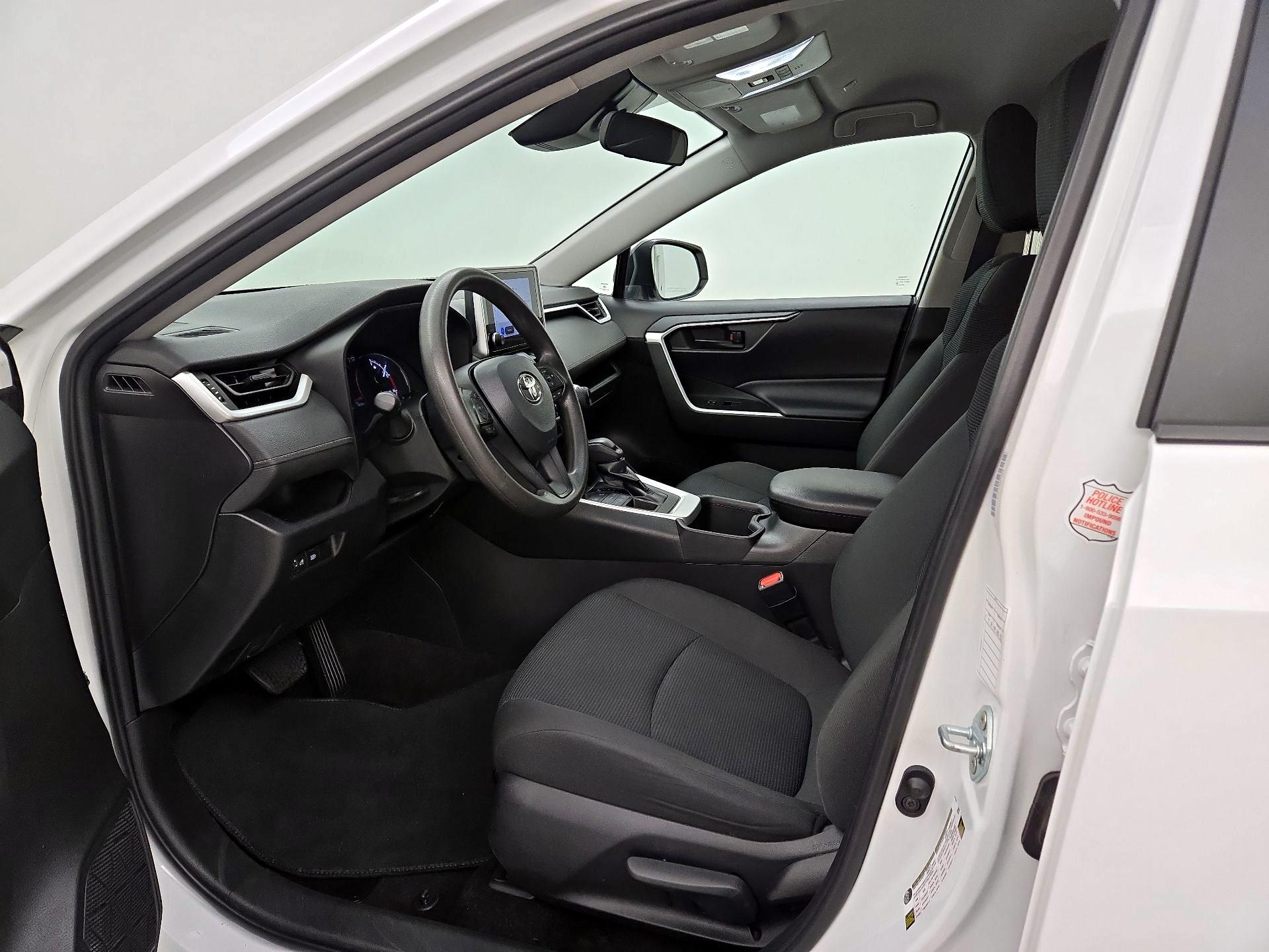 Thumbnail: 2024 Toyota RAV4 - 11