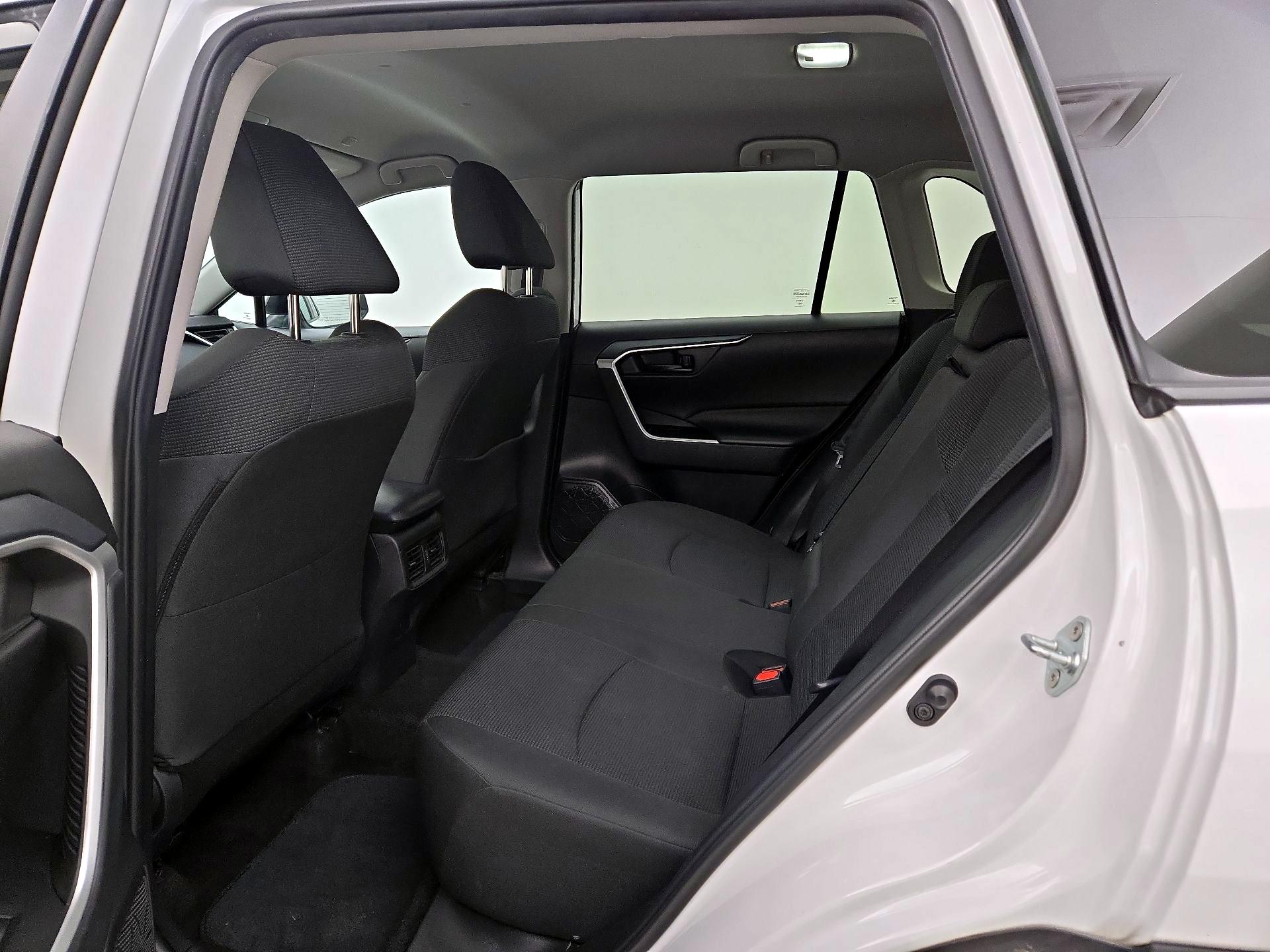 Thumbnail: 2024 Toyota RAV4 - 19