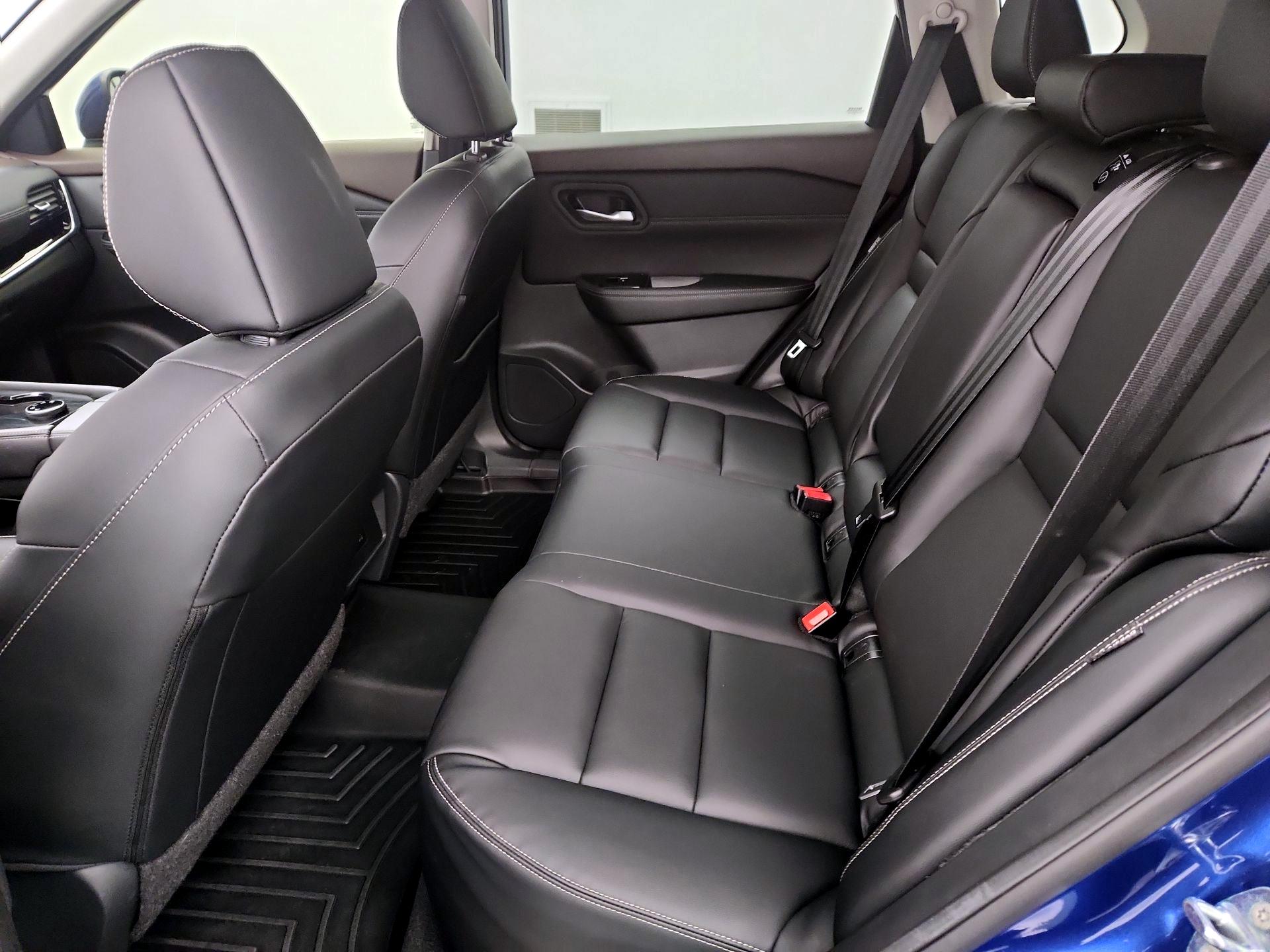 Thumbnail: 2023 Nissan Rogue - 19