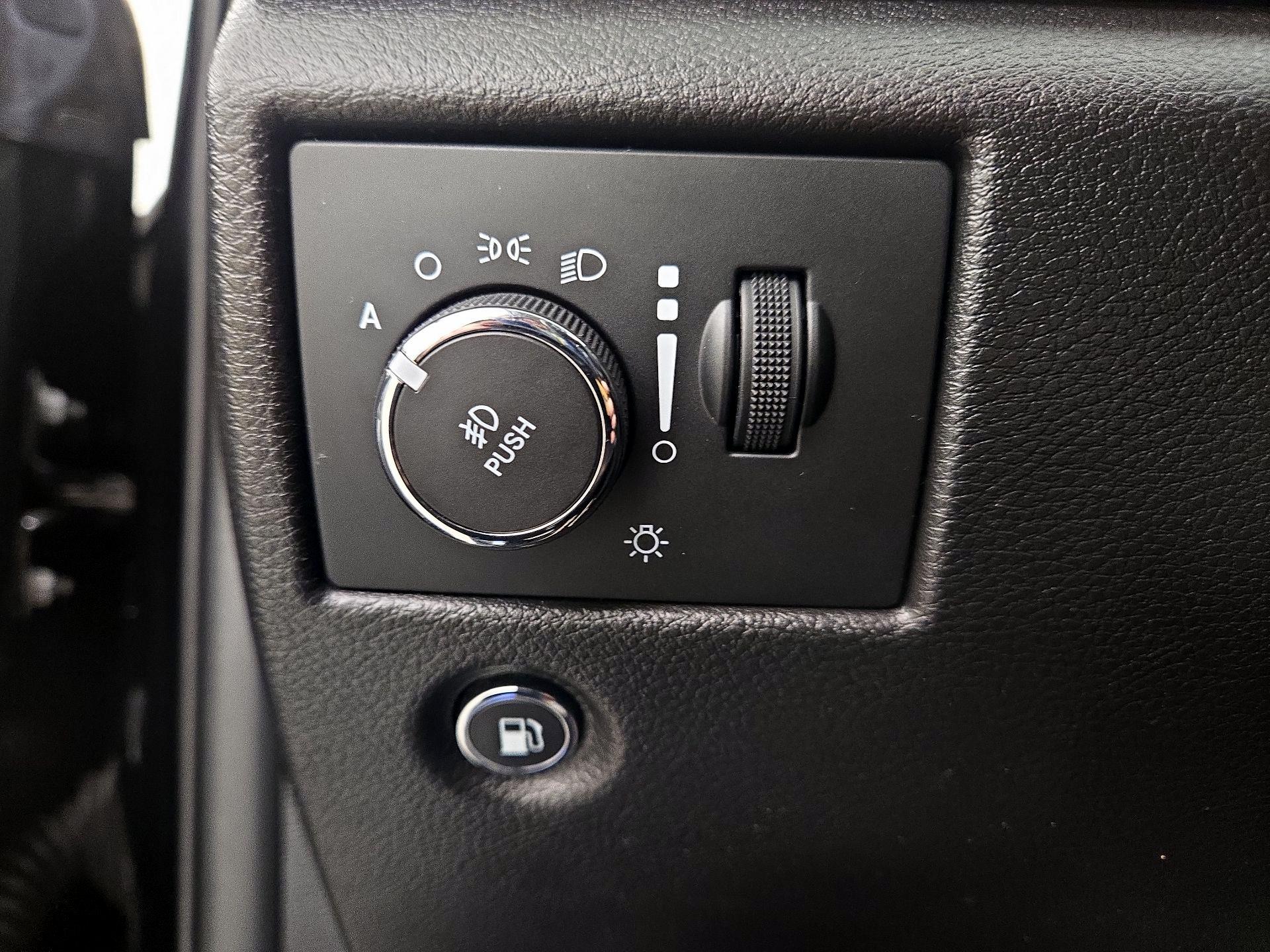 Thumbnail: 2021 Jeep Grand Cherokee - 13