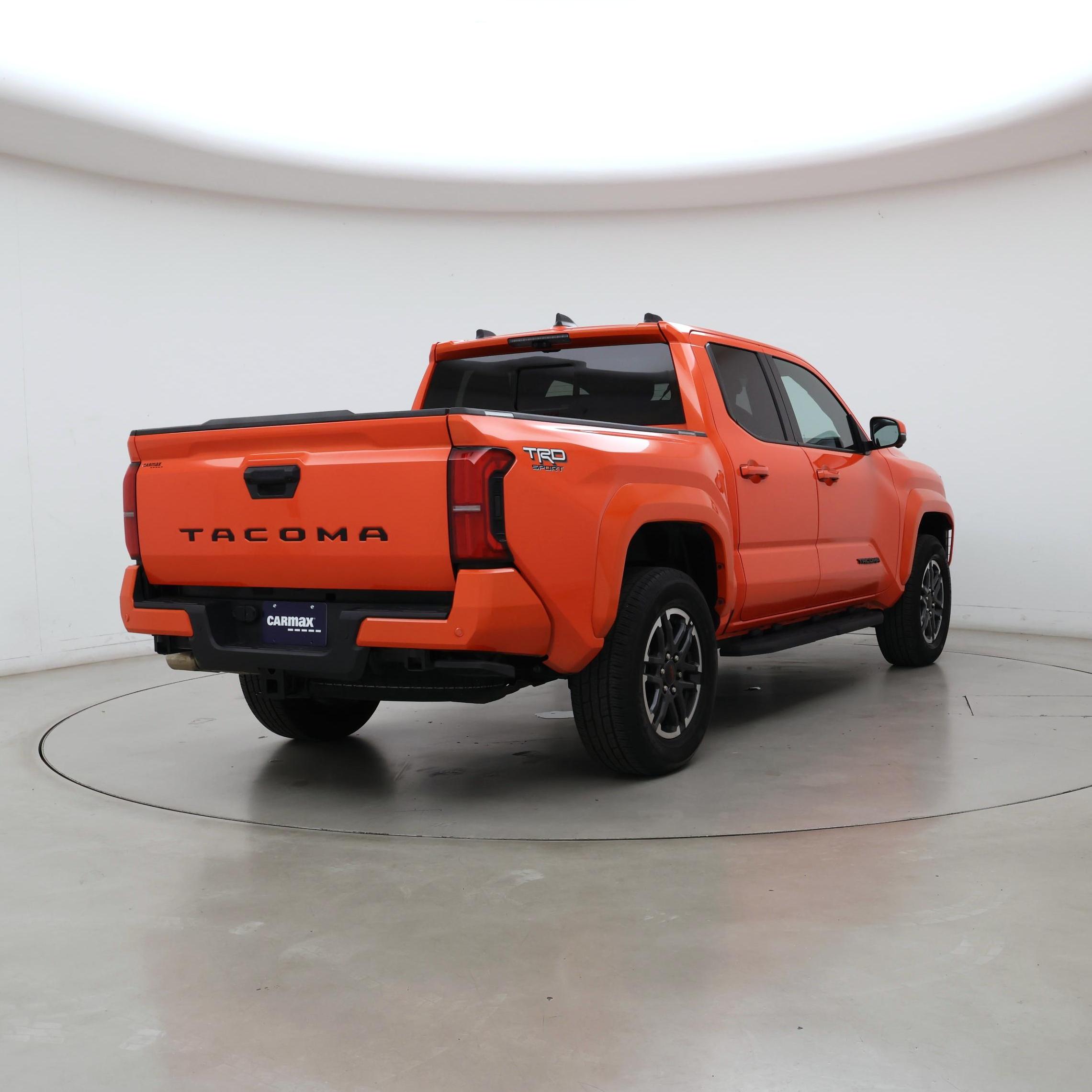 Thumbnail: 2024 Toyota Tacoma - 8