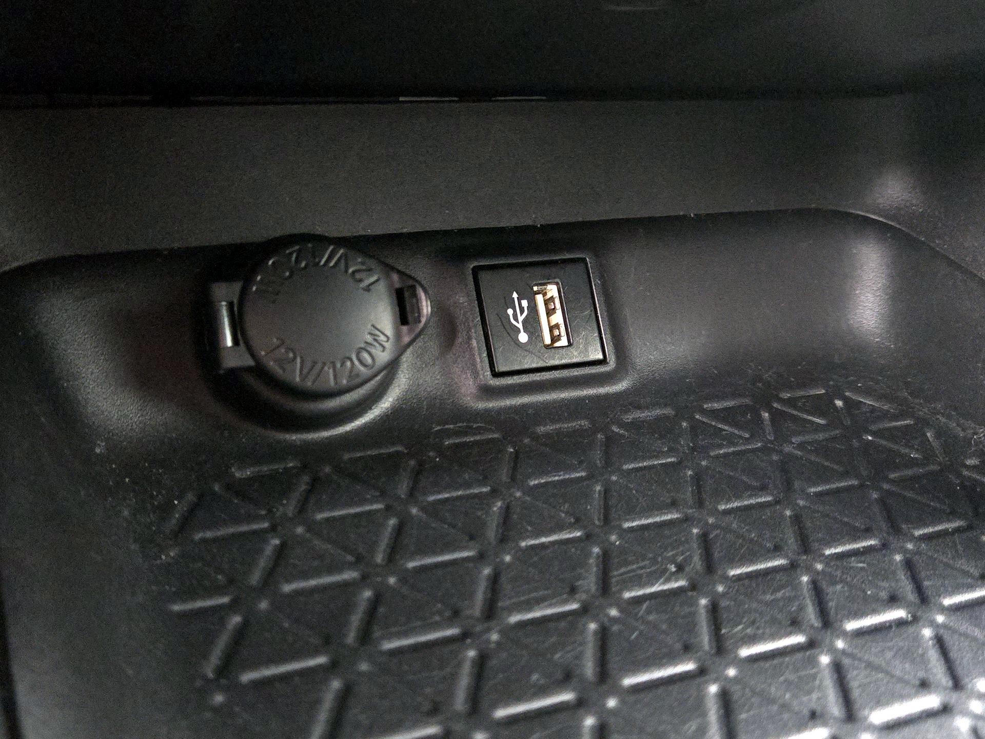 Thumbnail: 2024 Toyota RAV4 - 18