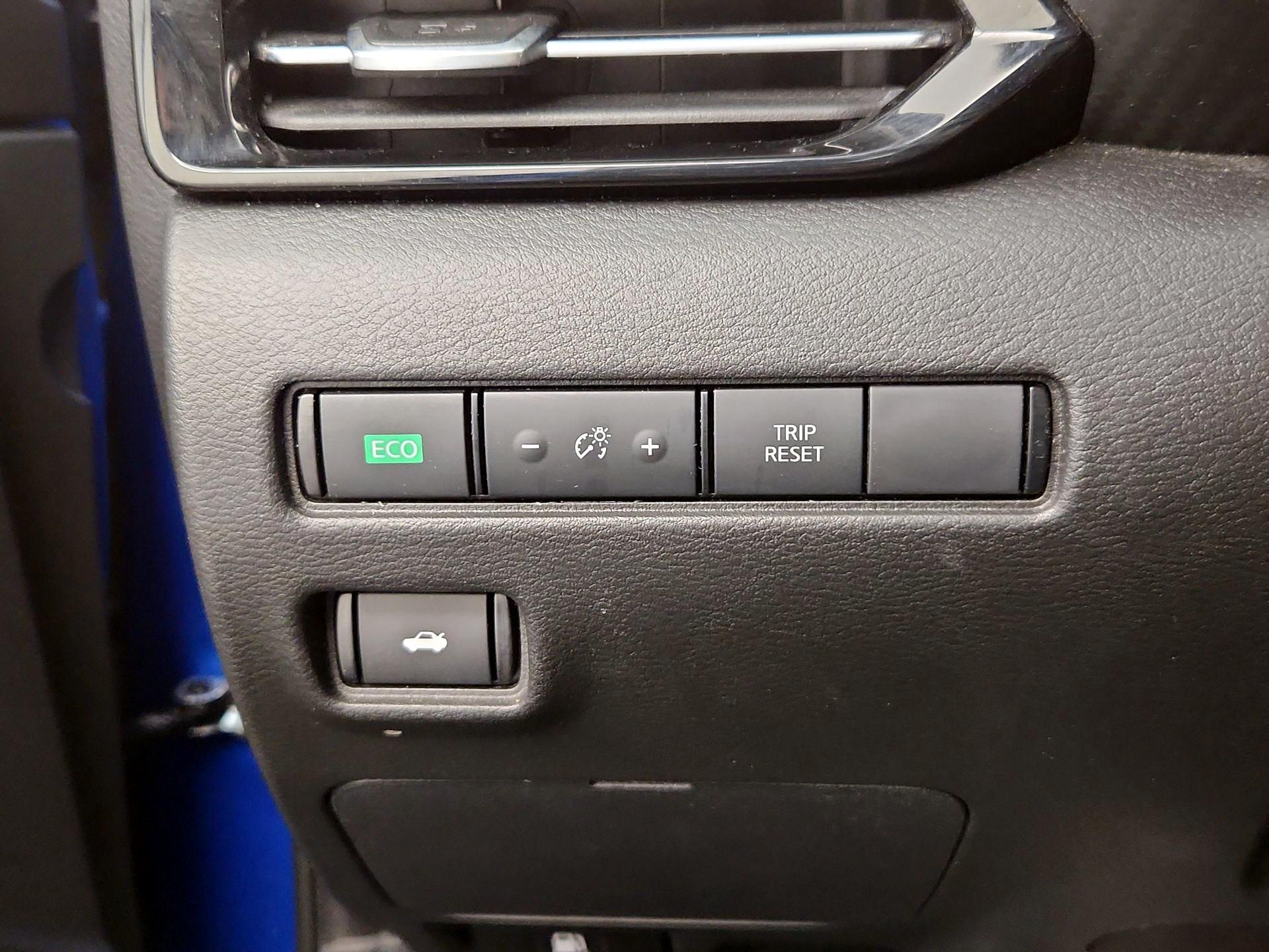 Thumbnail: 2023 Nissan Sentra - 13