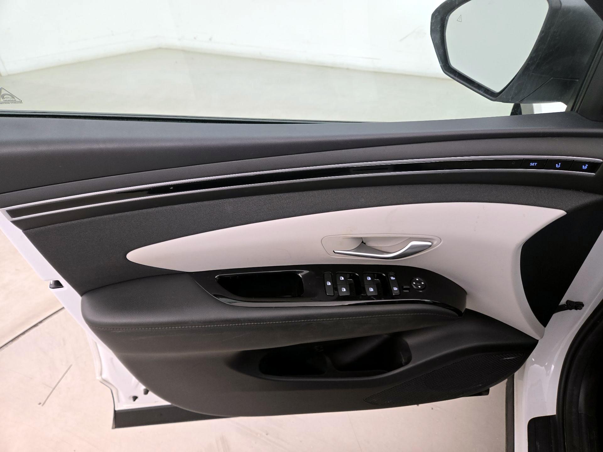 Thumbnail: 2022 Hyundai Tucson - 12