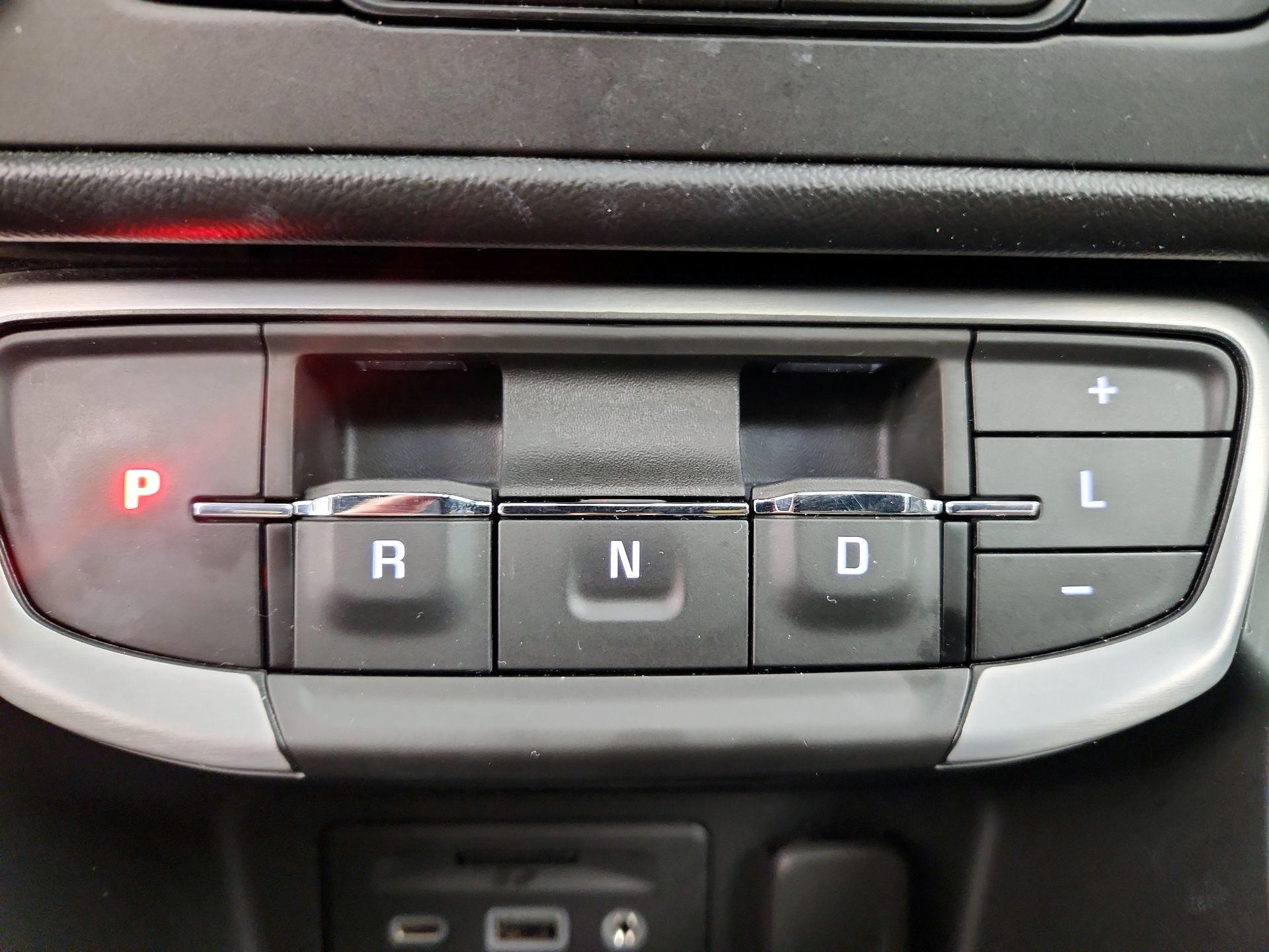 Thumbnail: 2022 GMC Terrain - 17