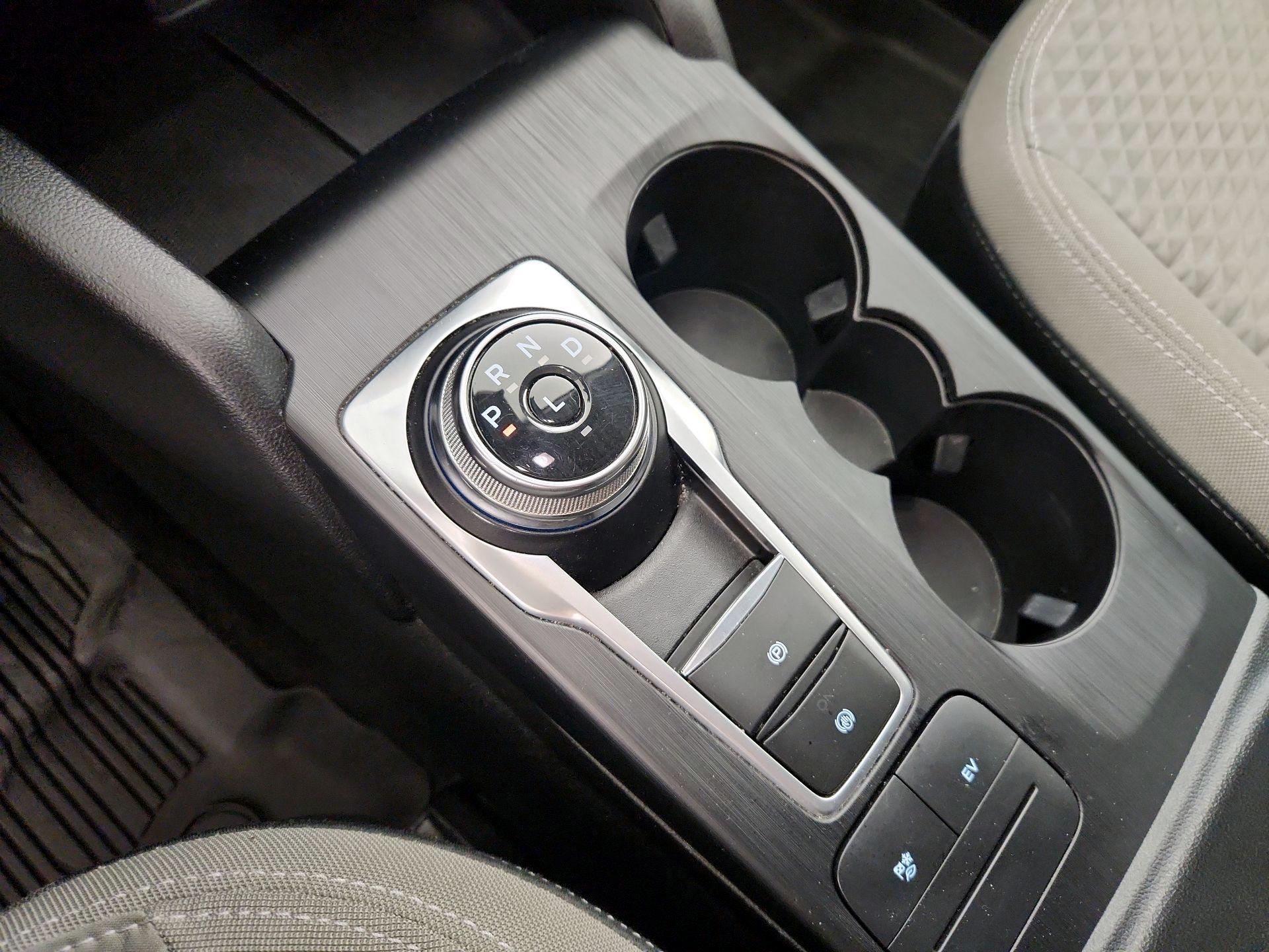 Thumbnail: 2022 Ford Escape - 17