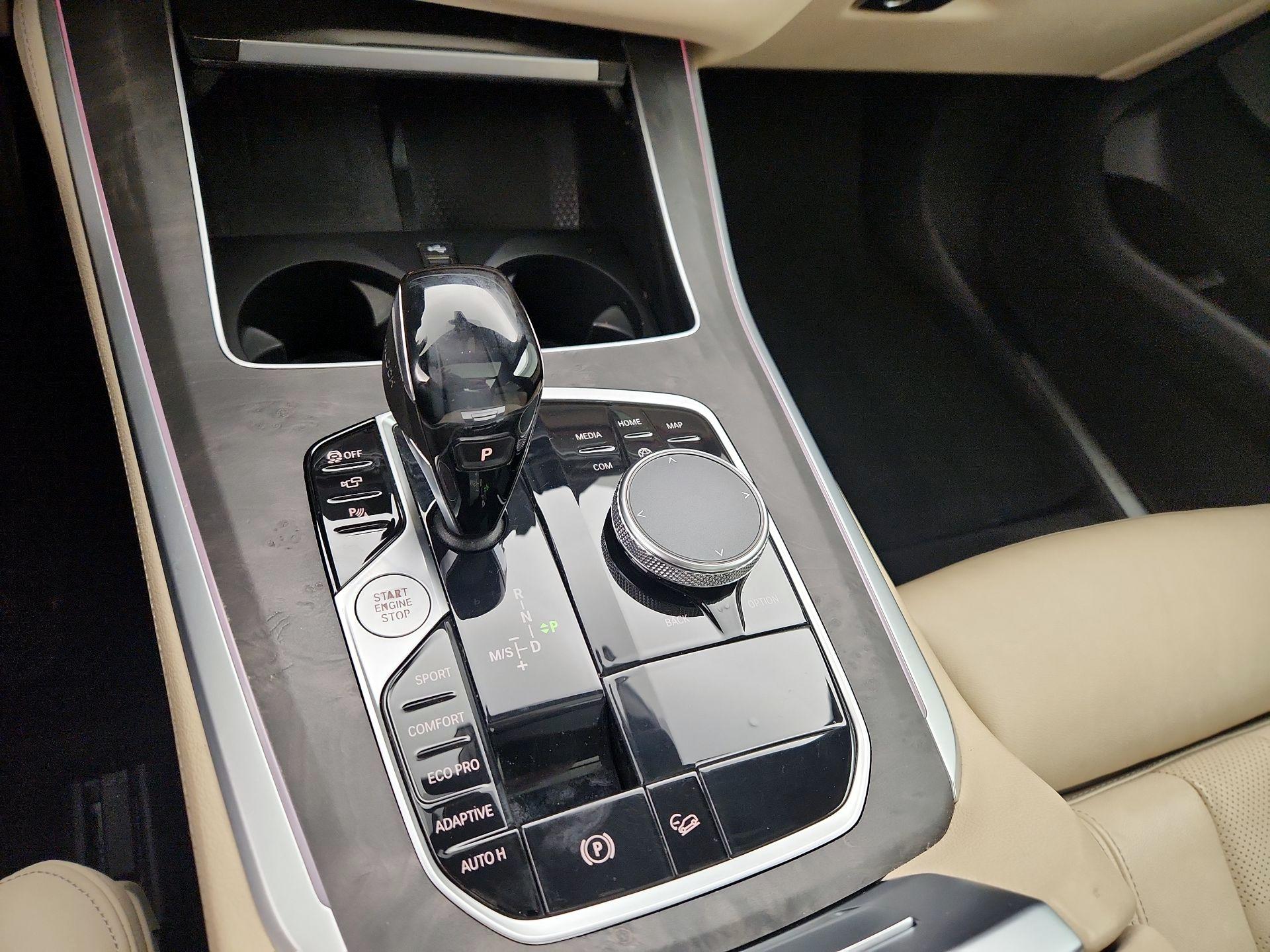 Thumbnail: 2021 BMW X5 - 17