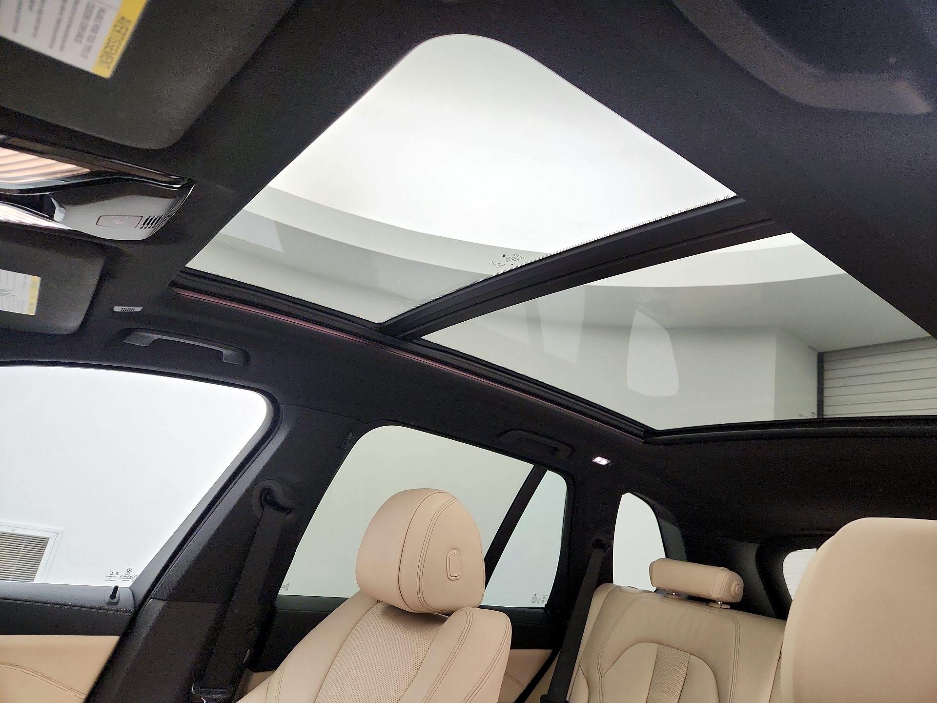 Thumbnail: 2021 BMW X5 - 19