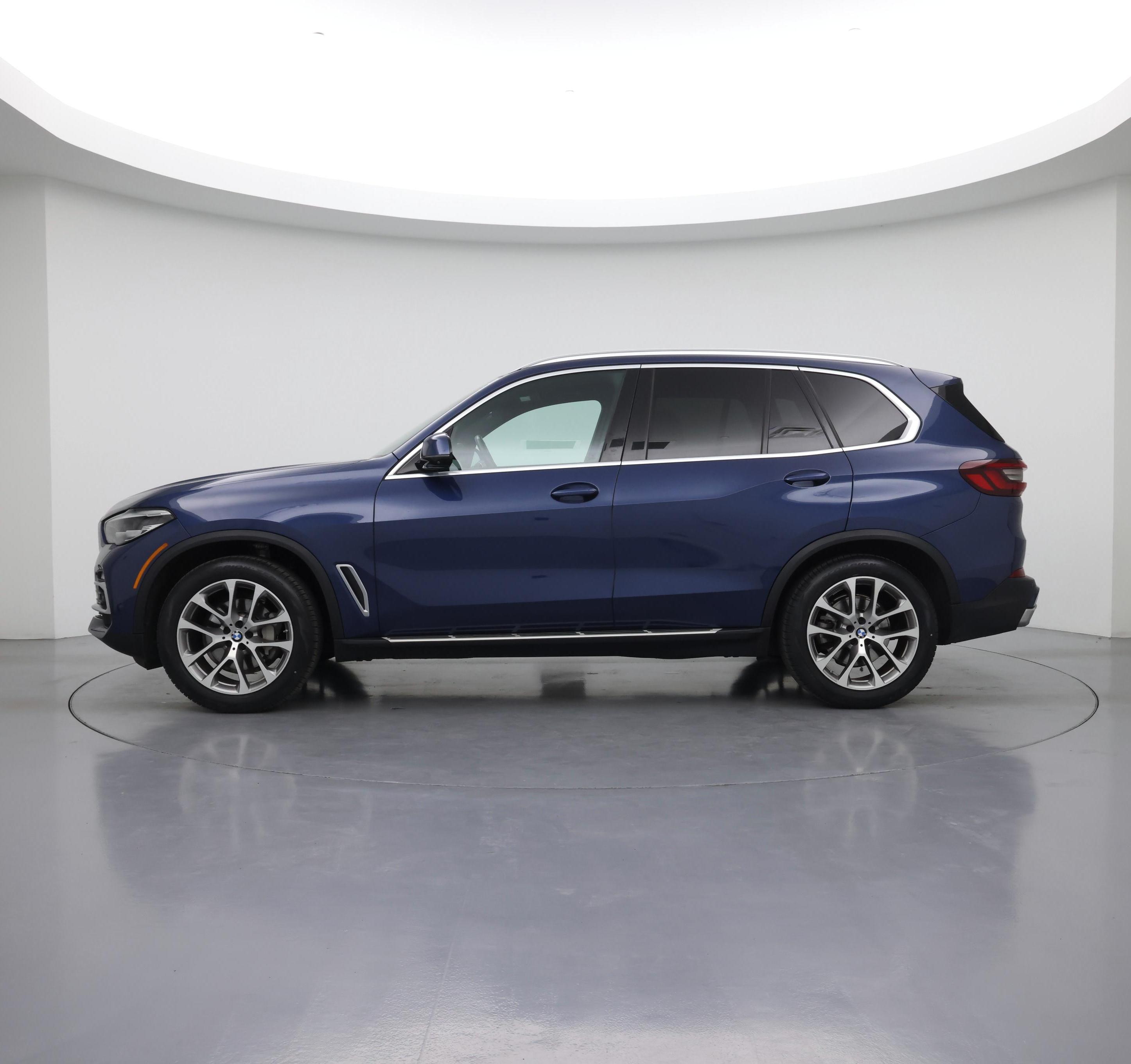 Thumbnail: 2021 BMW X5 - 3