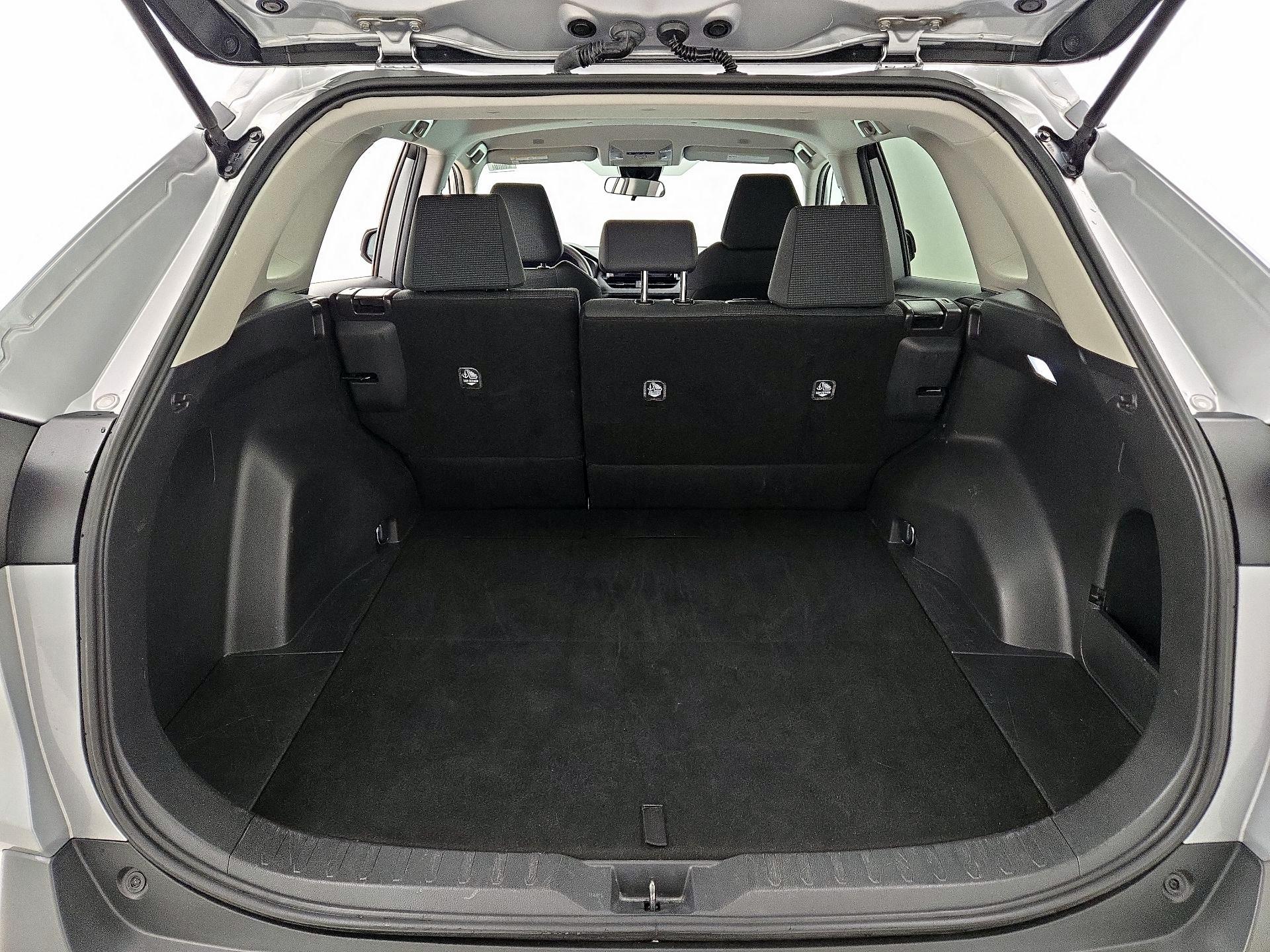 Thumbnail: 2024 Toyota RAV4 - 20