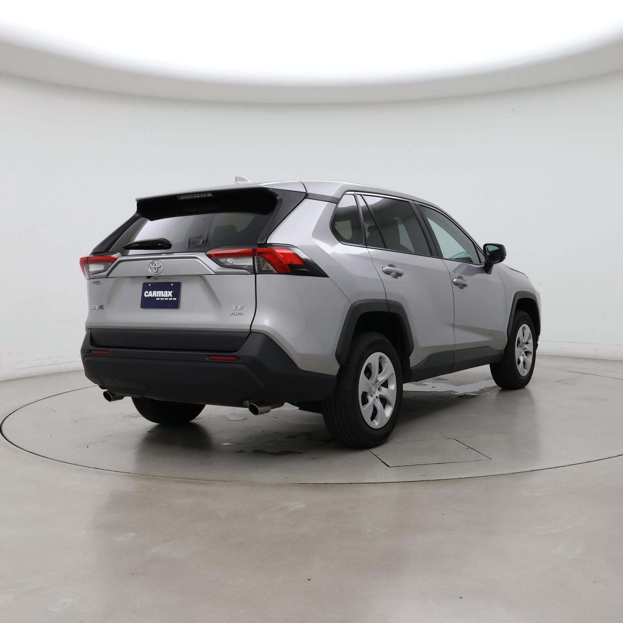 Thumbnail: 2024 Toyota RAV4 - 8