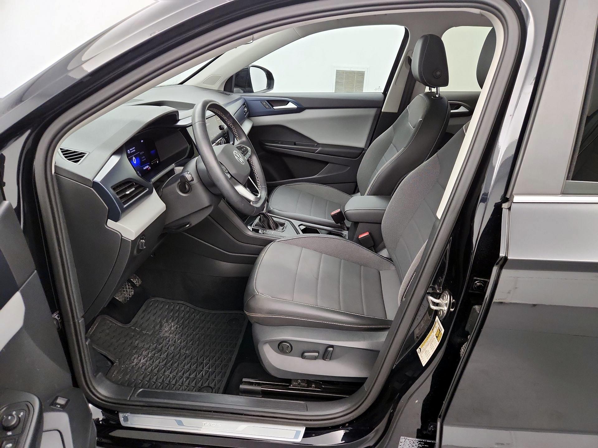 Thumbnail: 2023 Volkswagen Taos - 11