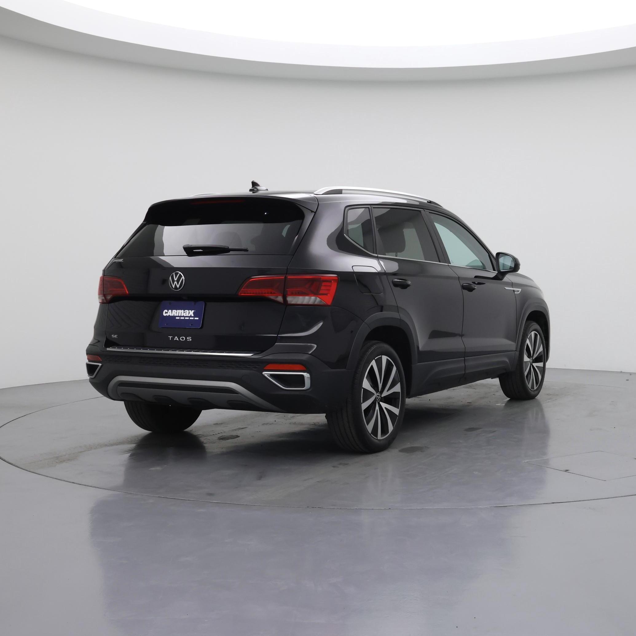 Thumbnail: 2023 Volkswagen Taos - 8