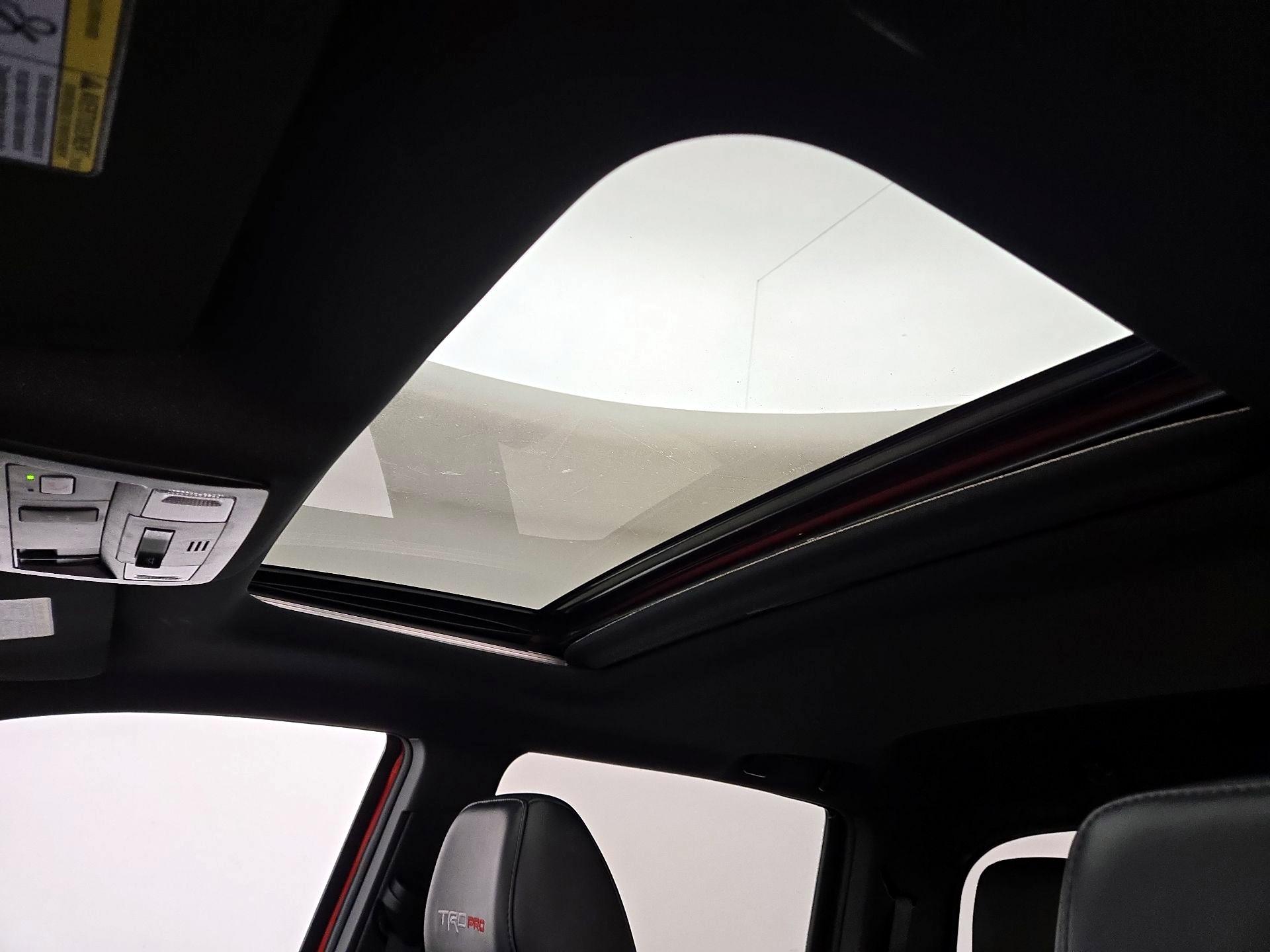 Thumbnail: 2023 Toyota Tacoma - 20