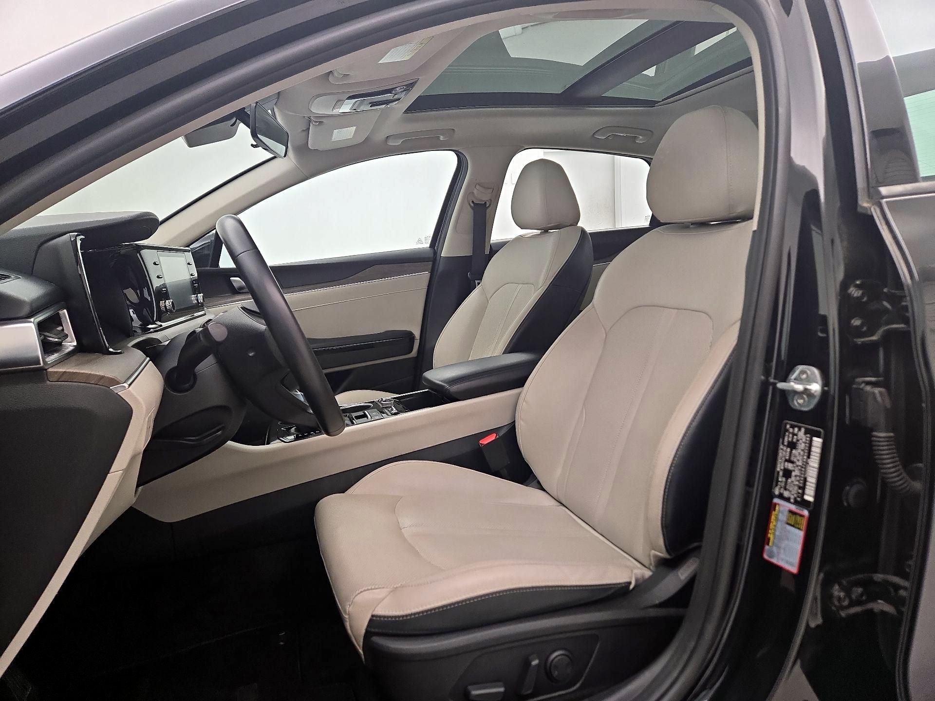 Thumbnail: 2021 Kia K5 - 11