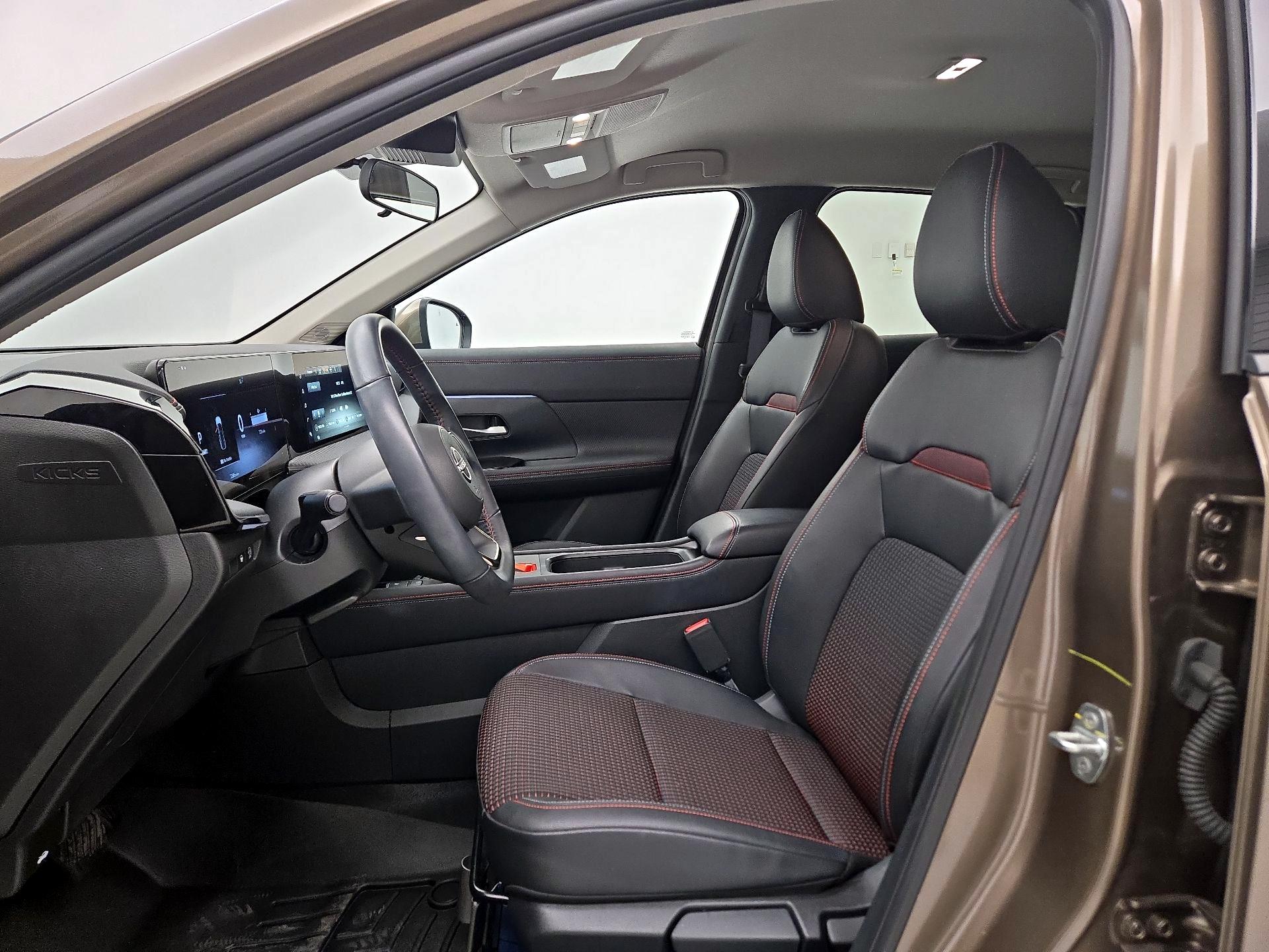 Thumbnail: 2025 Nissan Kicks - 11